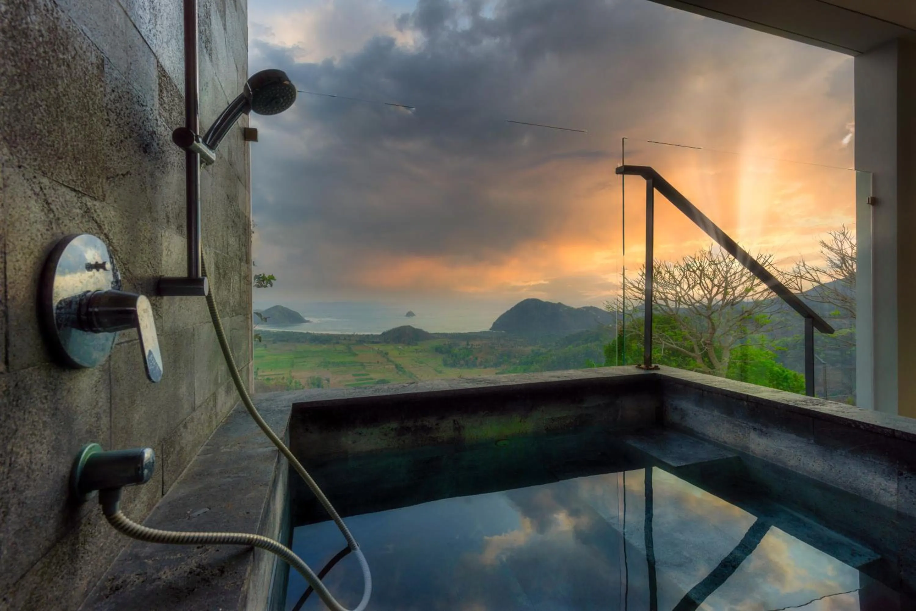 Bathroom in Selong Selo Resort and Villas