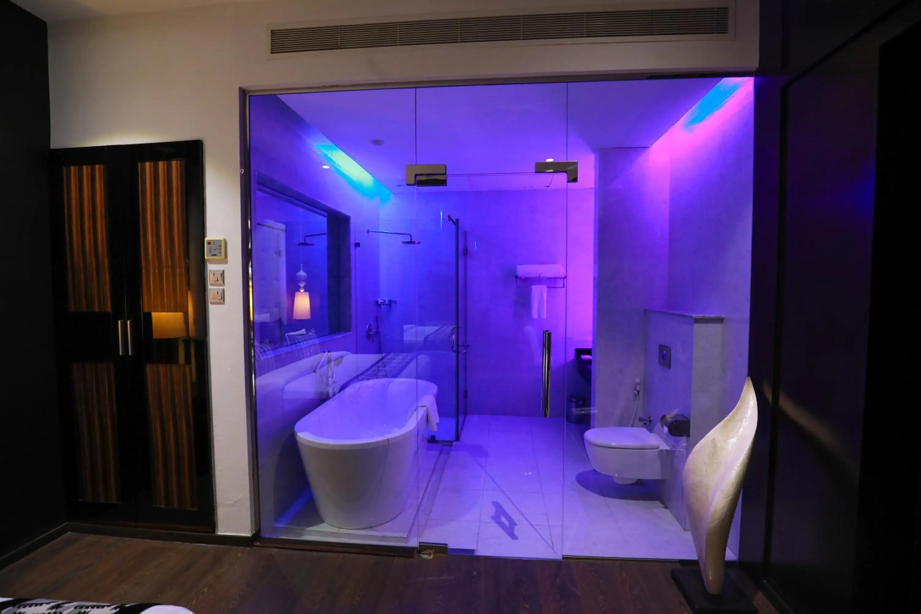 Bathroom in Ista Suites Seef