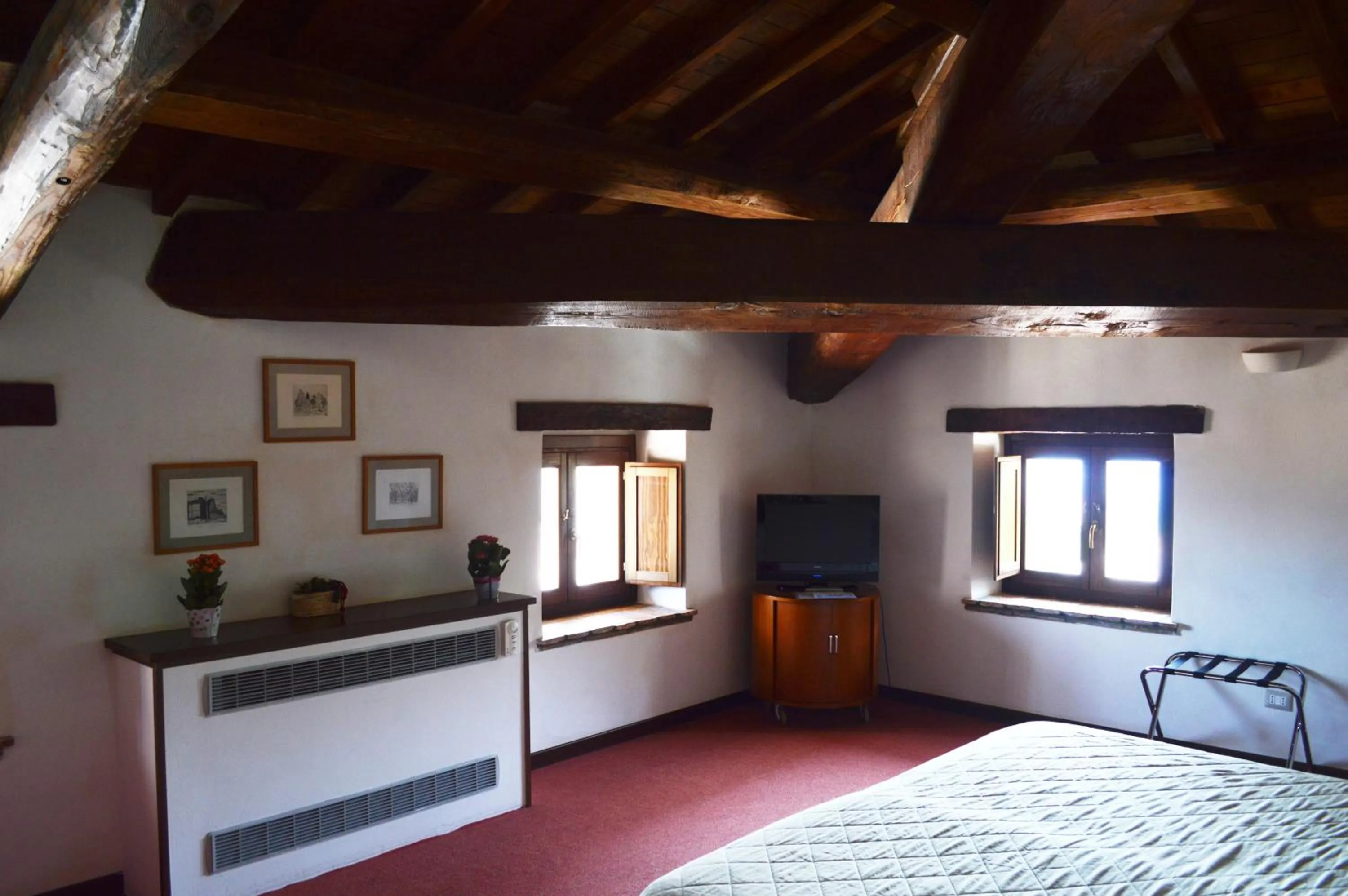 Decorative detail, Bed in Dimora della Fonte