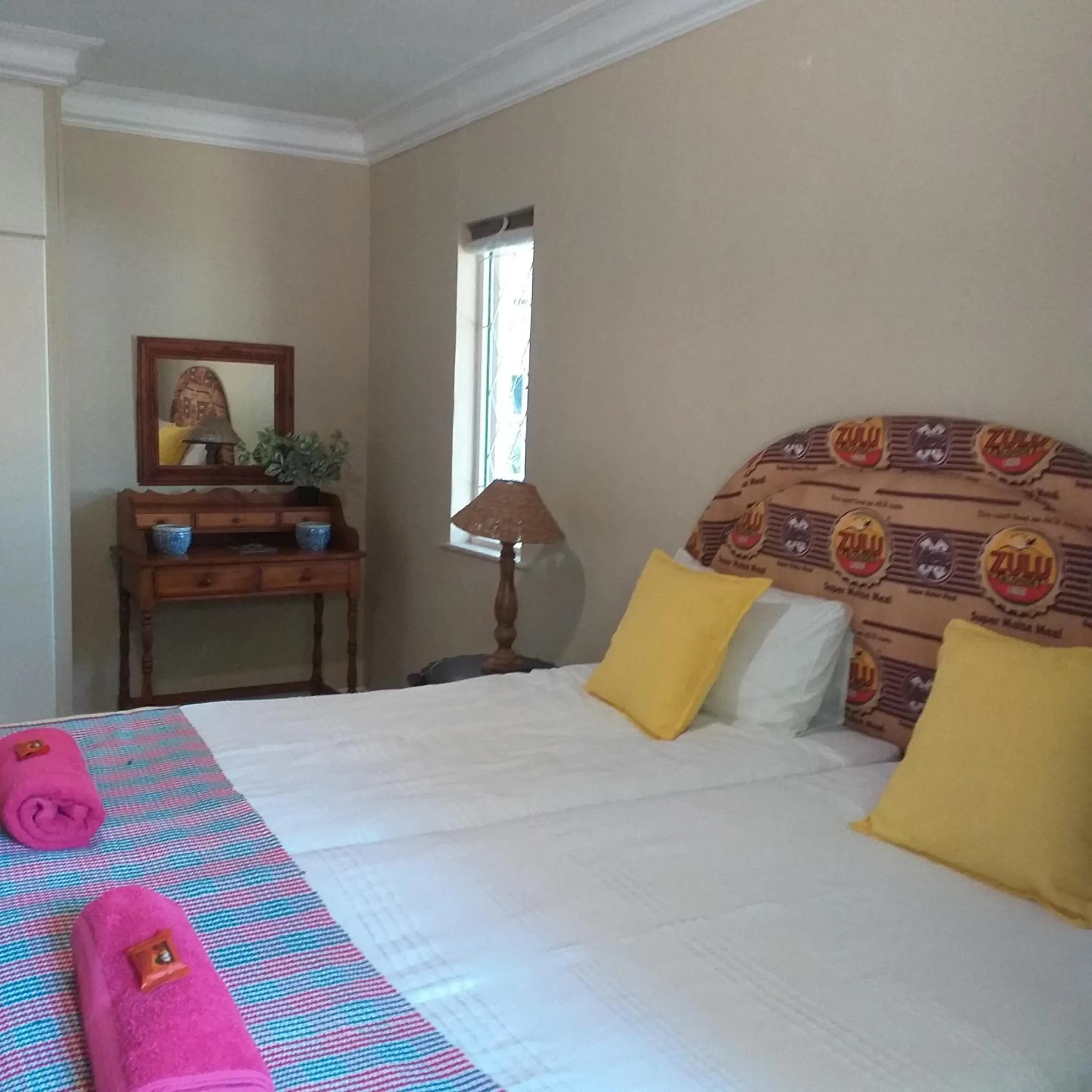 Bed in Sugar Hill Manor