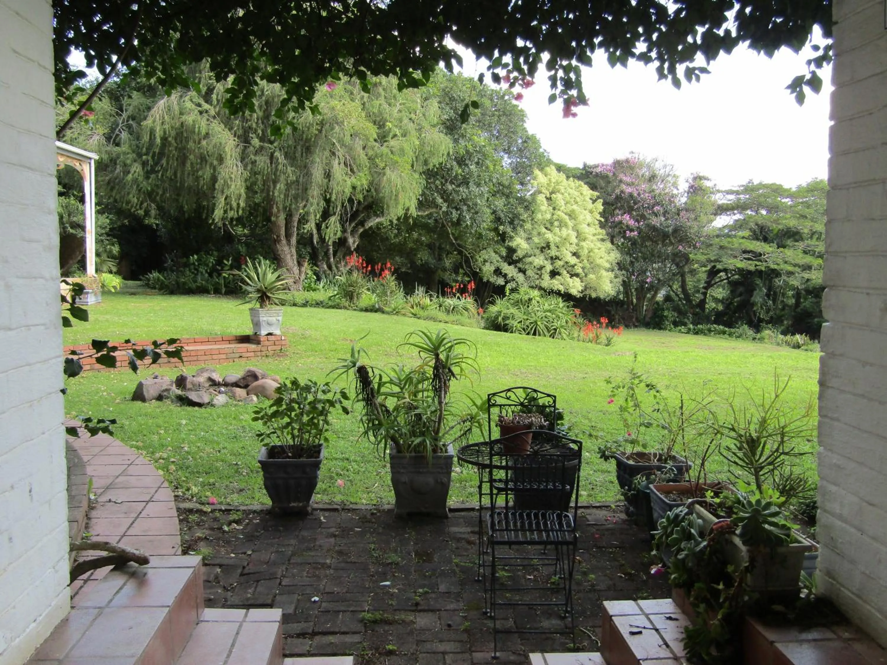 Garden view in Sugar Hill Manor