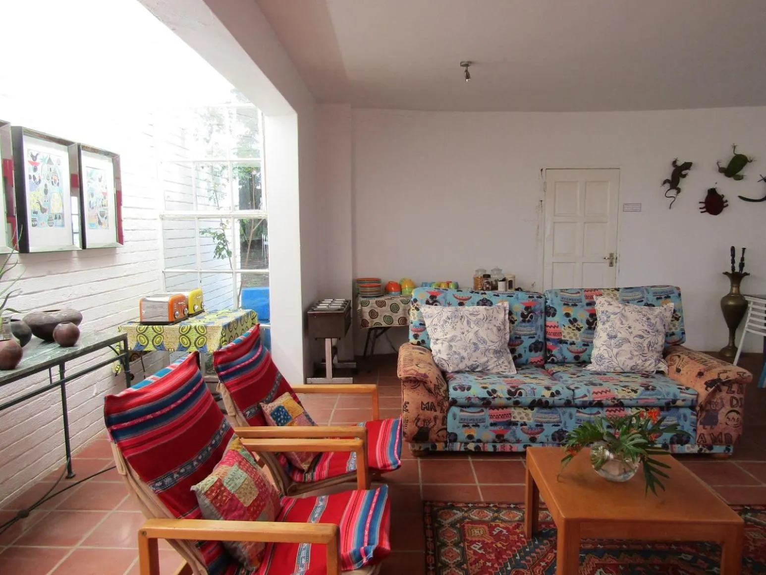 Seating area in Sugar Hill Manor