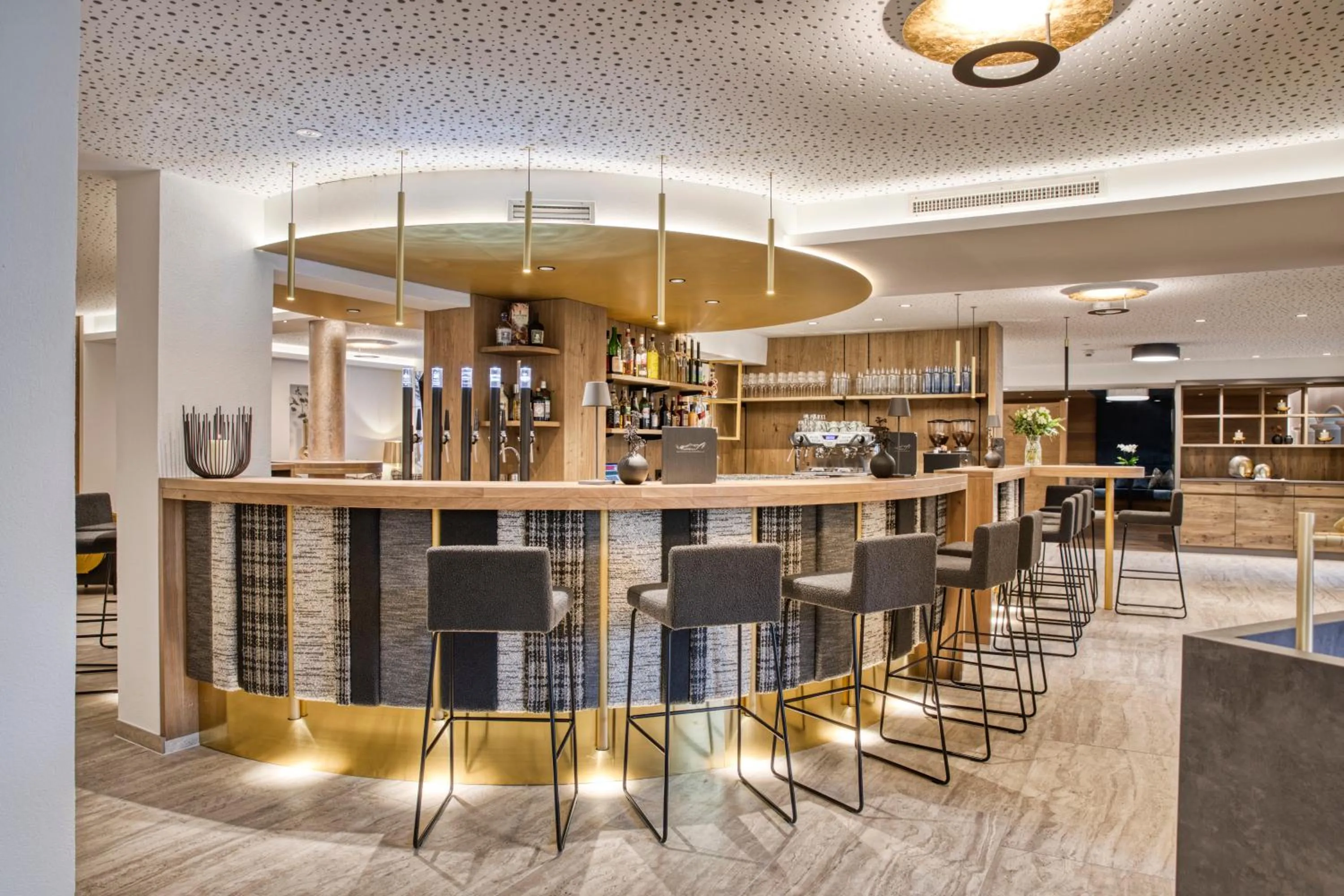 Restaurant/places to eat in GenussHotel Sonnblick