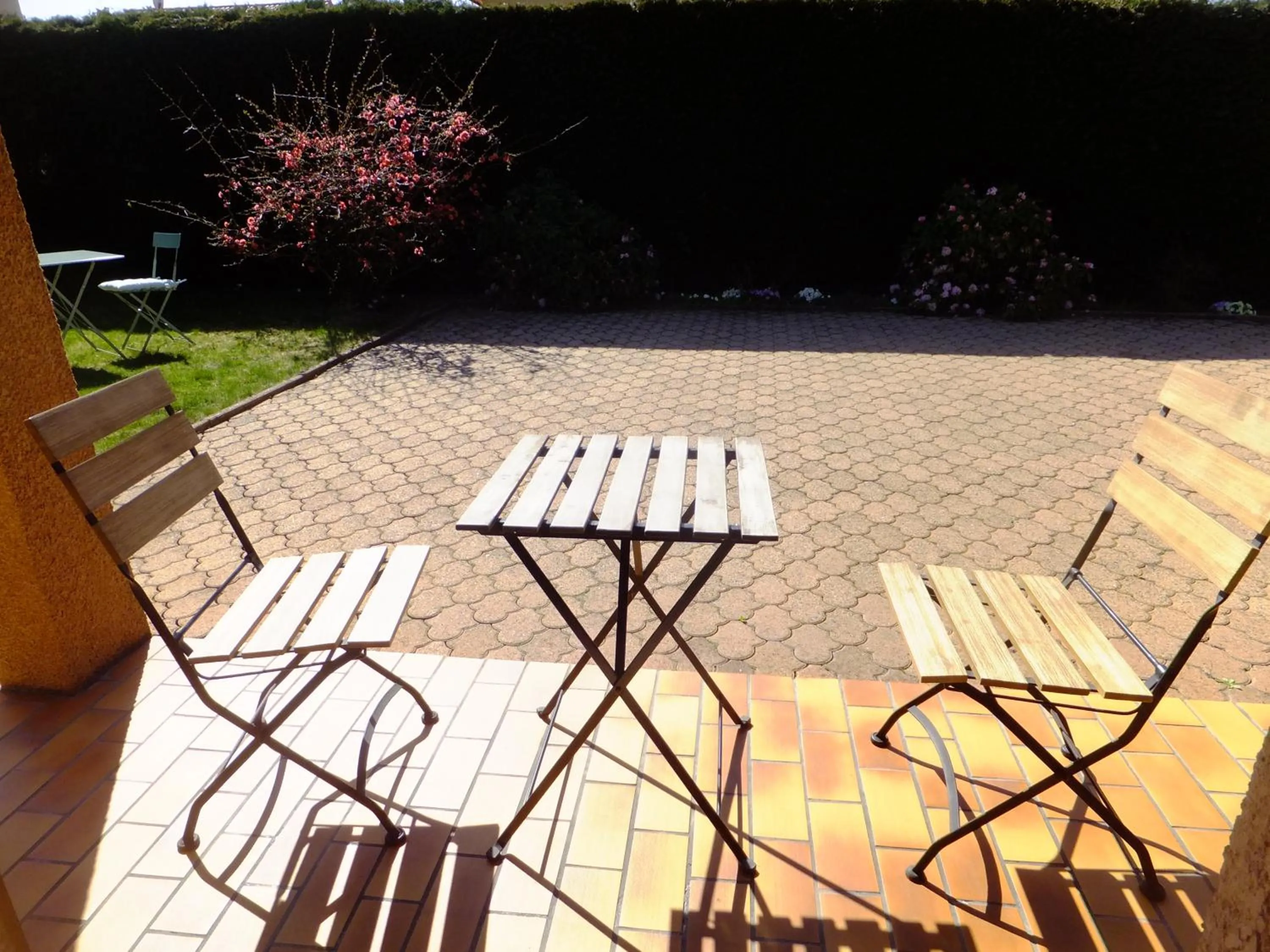 Spring in Le Clos Gentiane