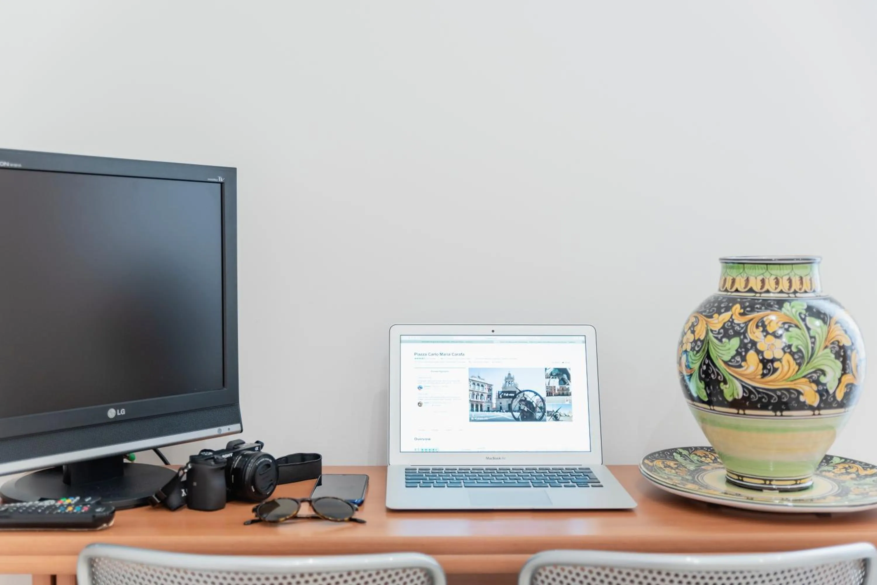 Decorative detail in Casa Barone