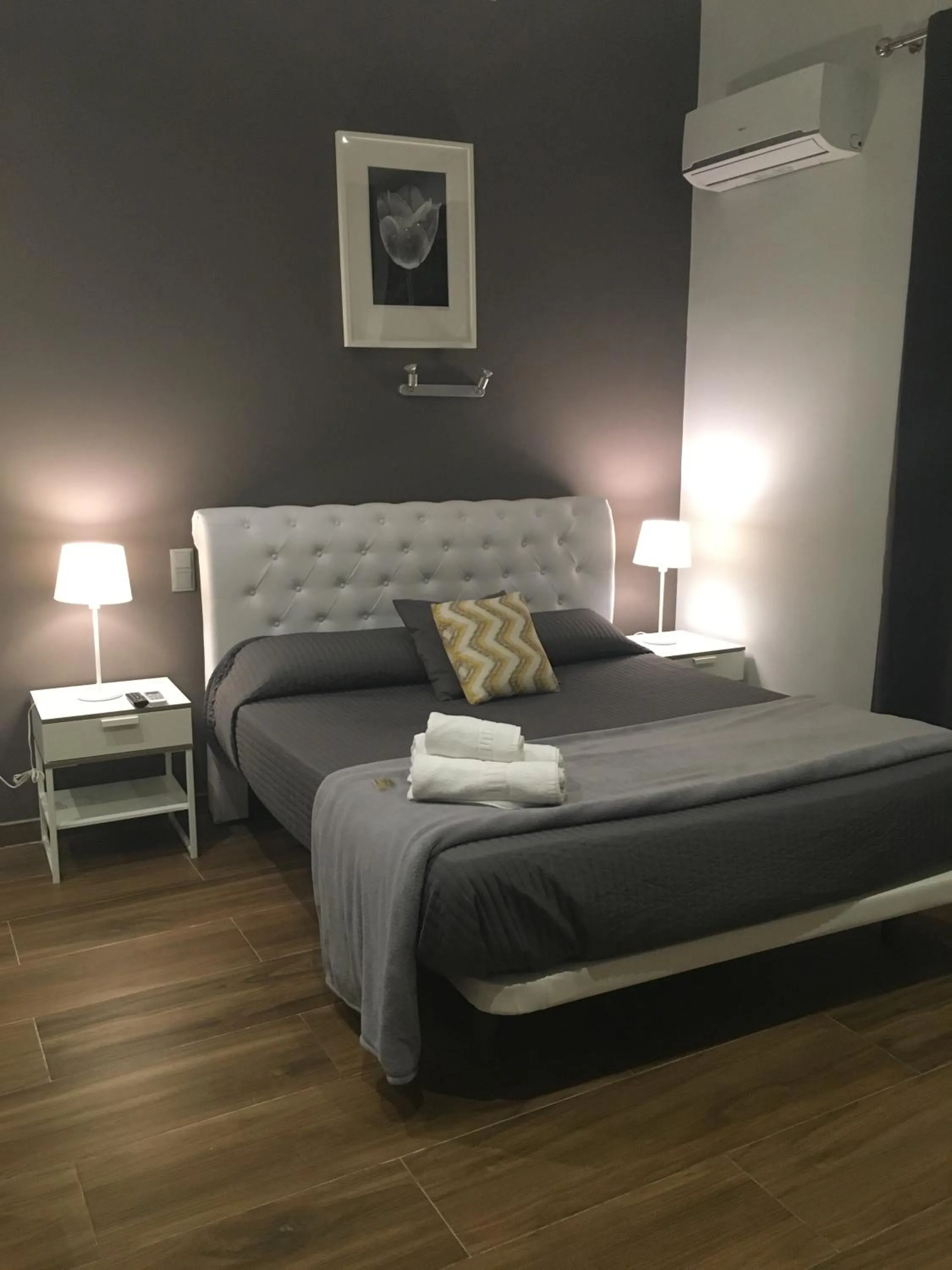 Decorative detail, Bed in Petit Mirador