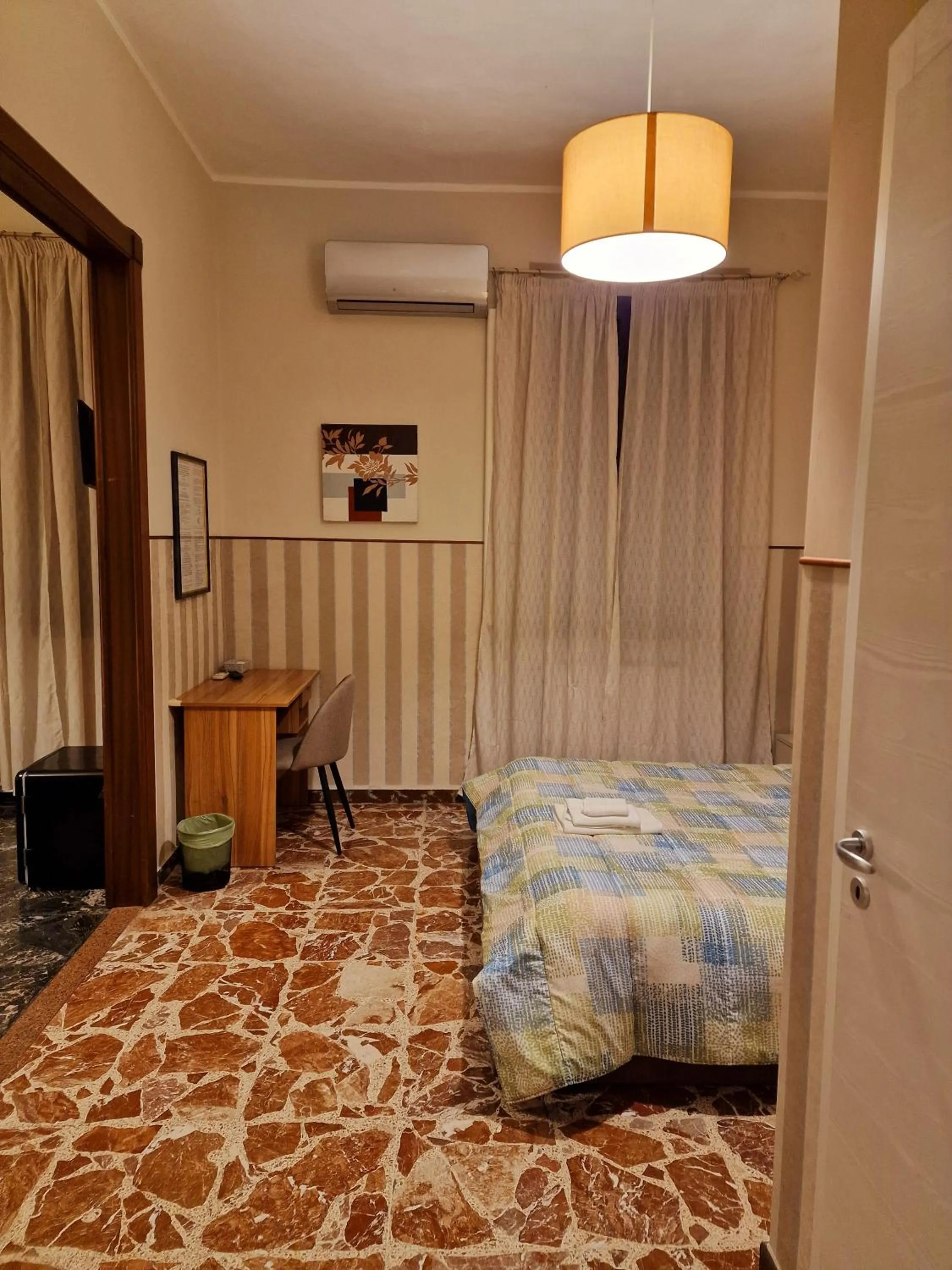 Photo of the whole room, Bed in B&B Elisa