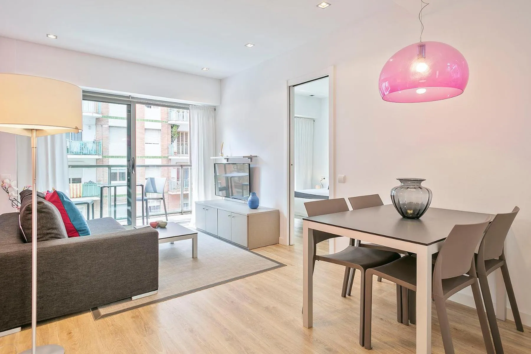 Photo of the whole room in Lugaris Rambla Apartments