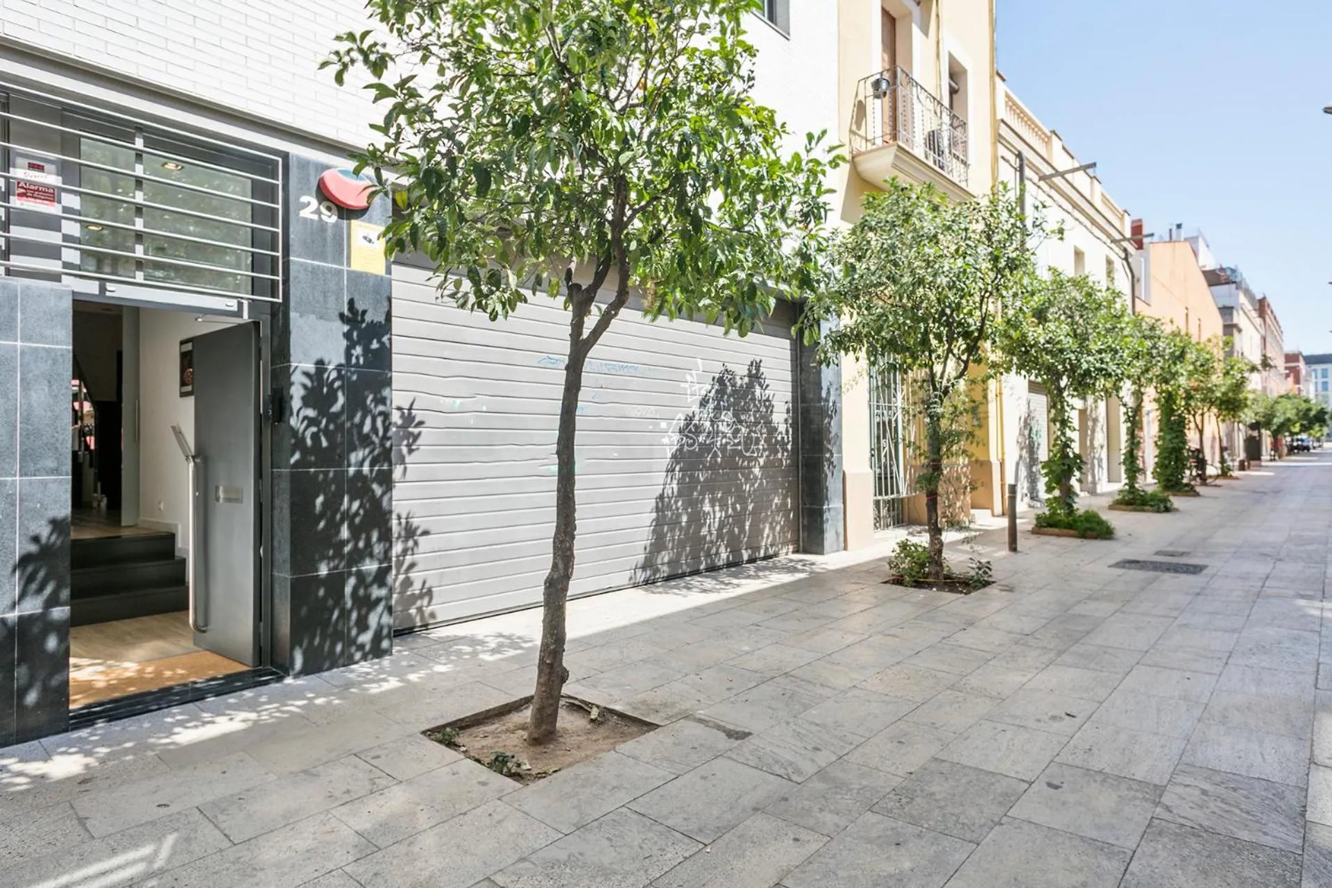 Street view in Lugaris Rambla Apartments