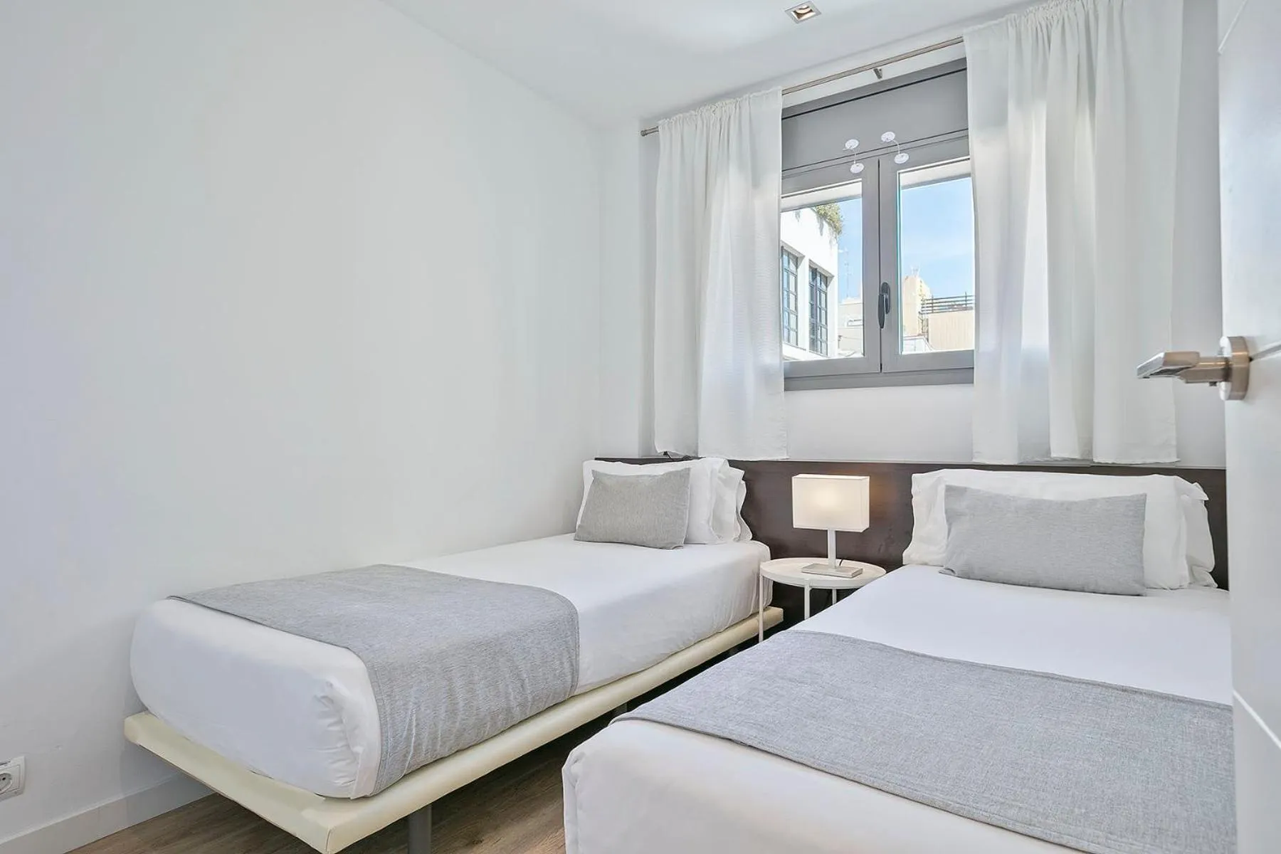 Bed in Lugaris Rambla Apartments