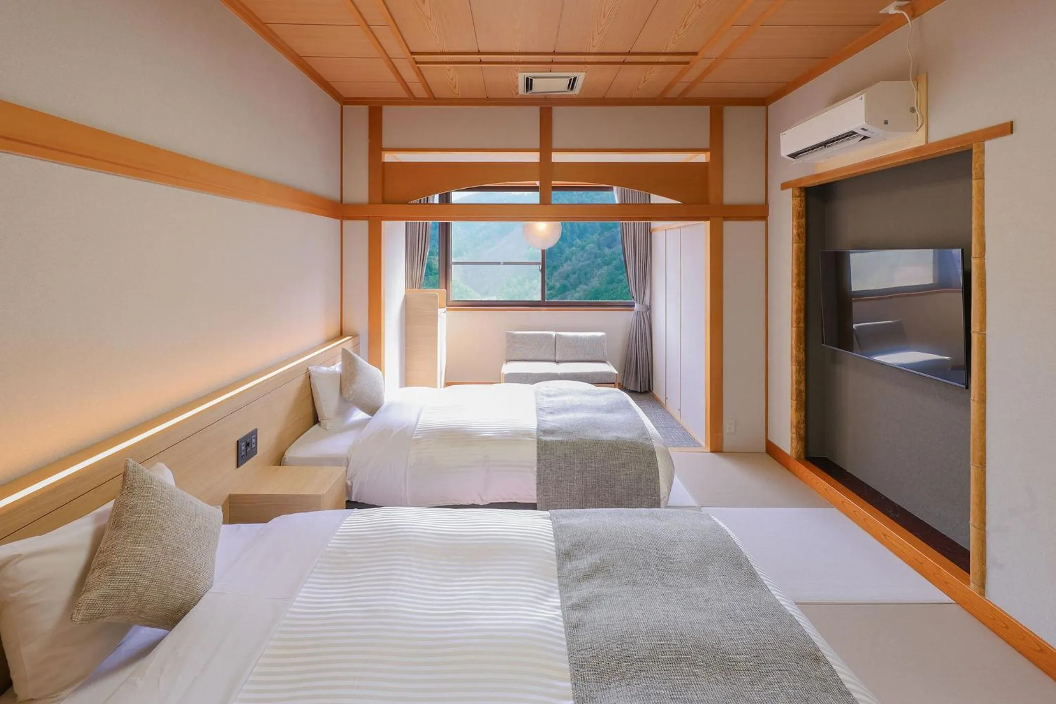 Photo of the whole room, Bed in TAOYA Kisoji