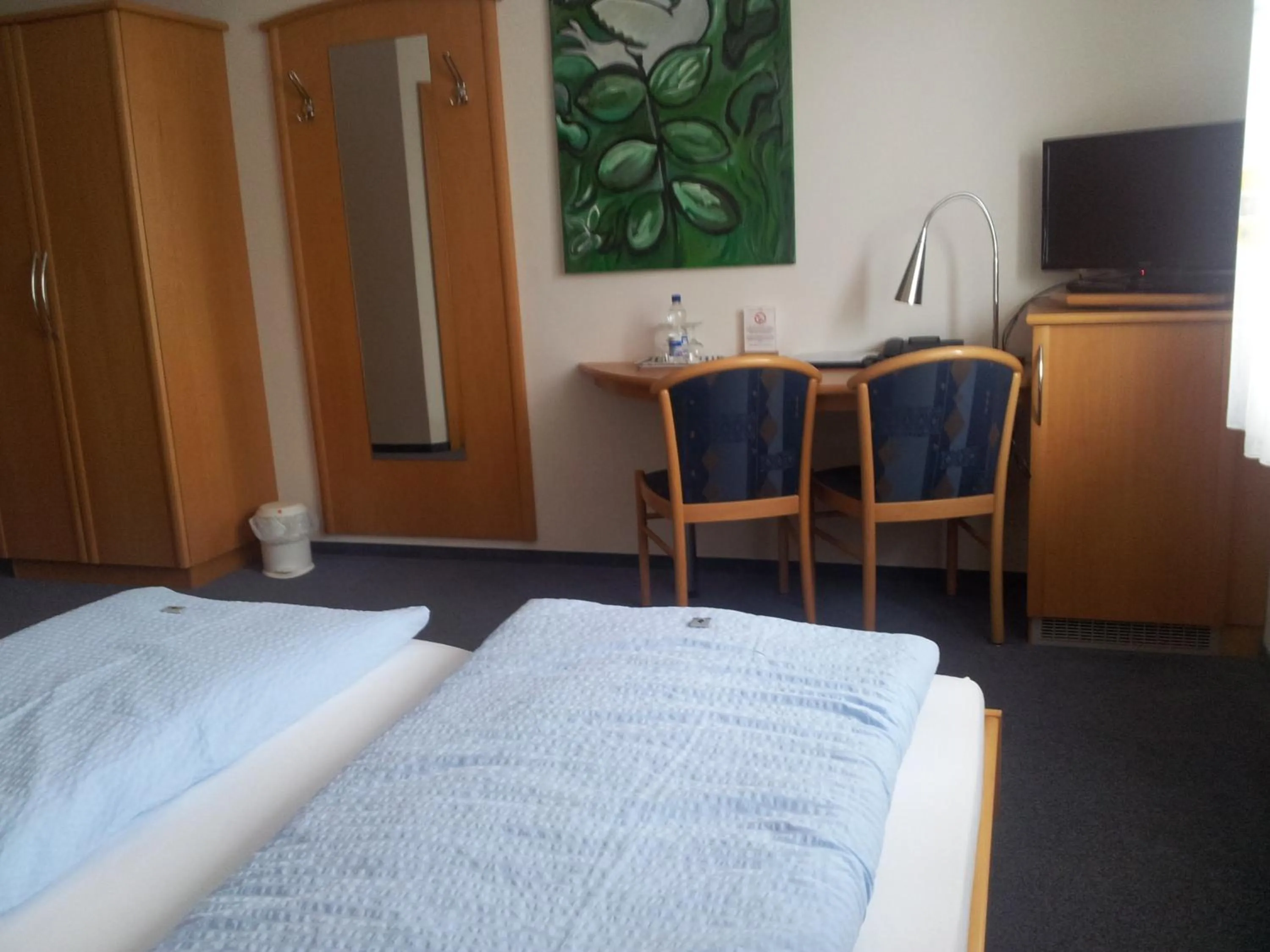 Photo of the whole room, Bed in Berghofstüble Obermarchtal