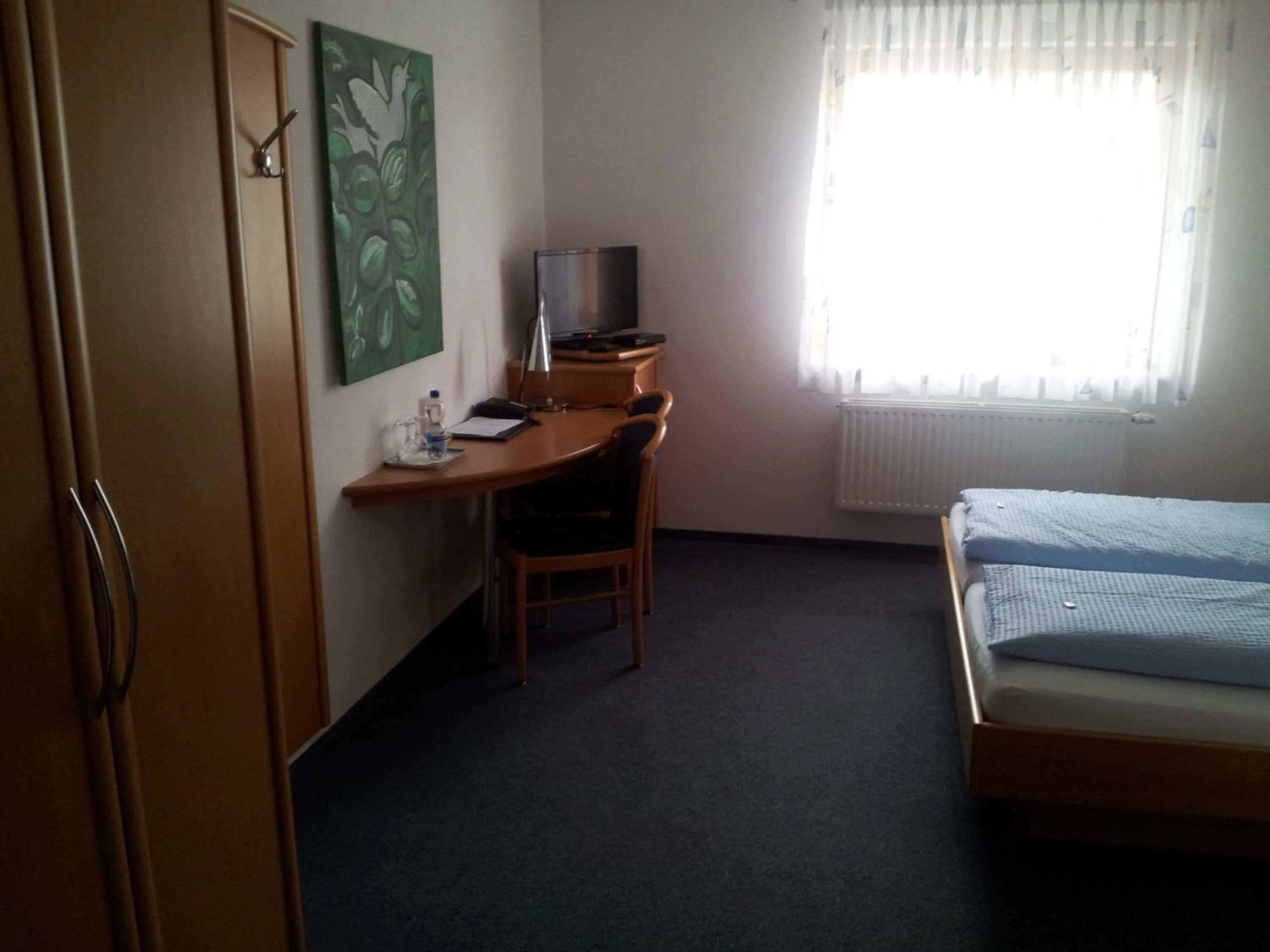 Photo of the whole room, Bed in Berghofstüble Obermarchtal