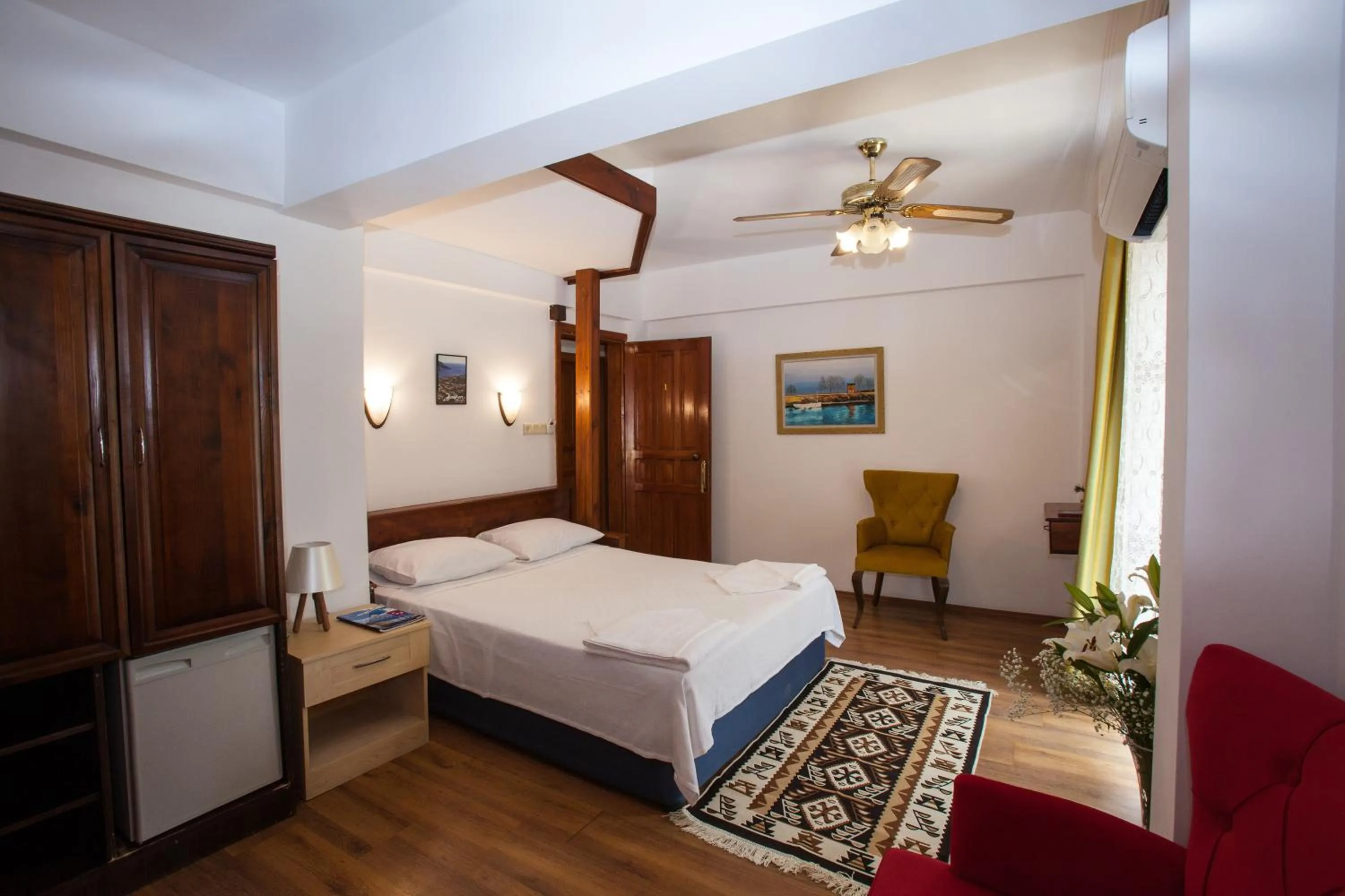 Papermoon Hotel & Apartments