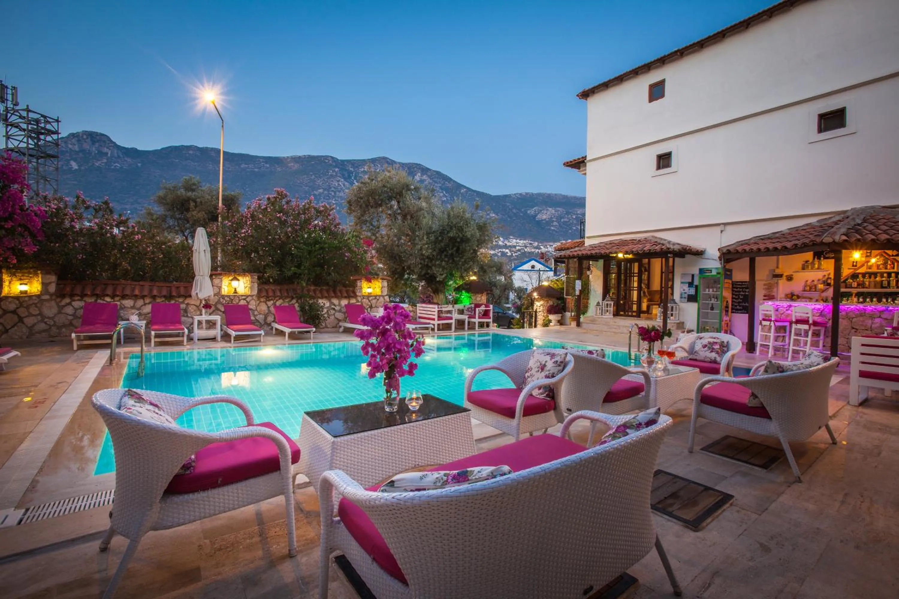 Swimming pool in Papermoon Hotel & Apartments