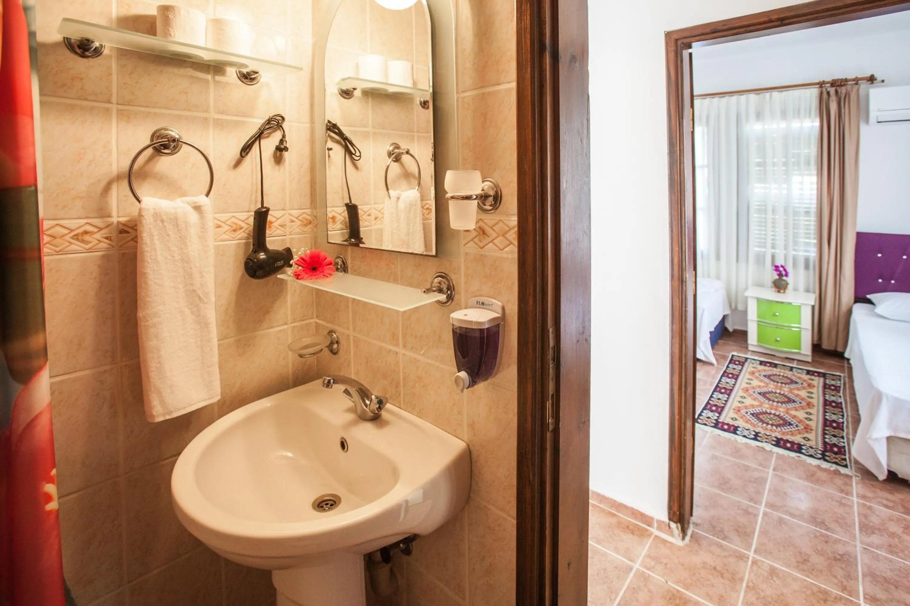 Papermoon Hotel & Apartments