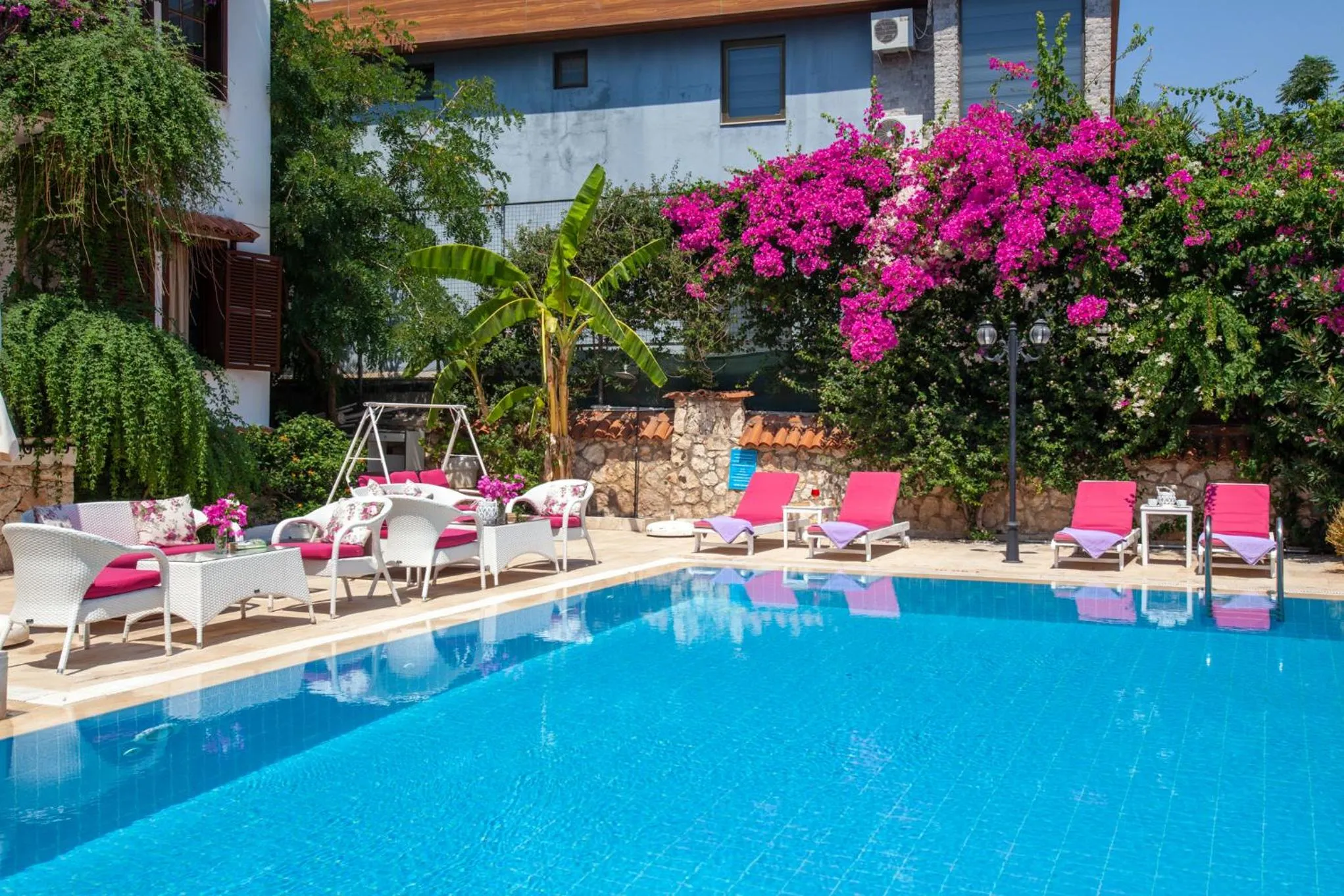 Papermoon Hotel & Apartments