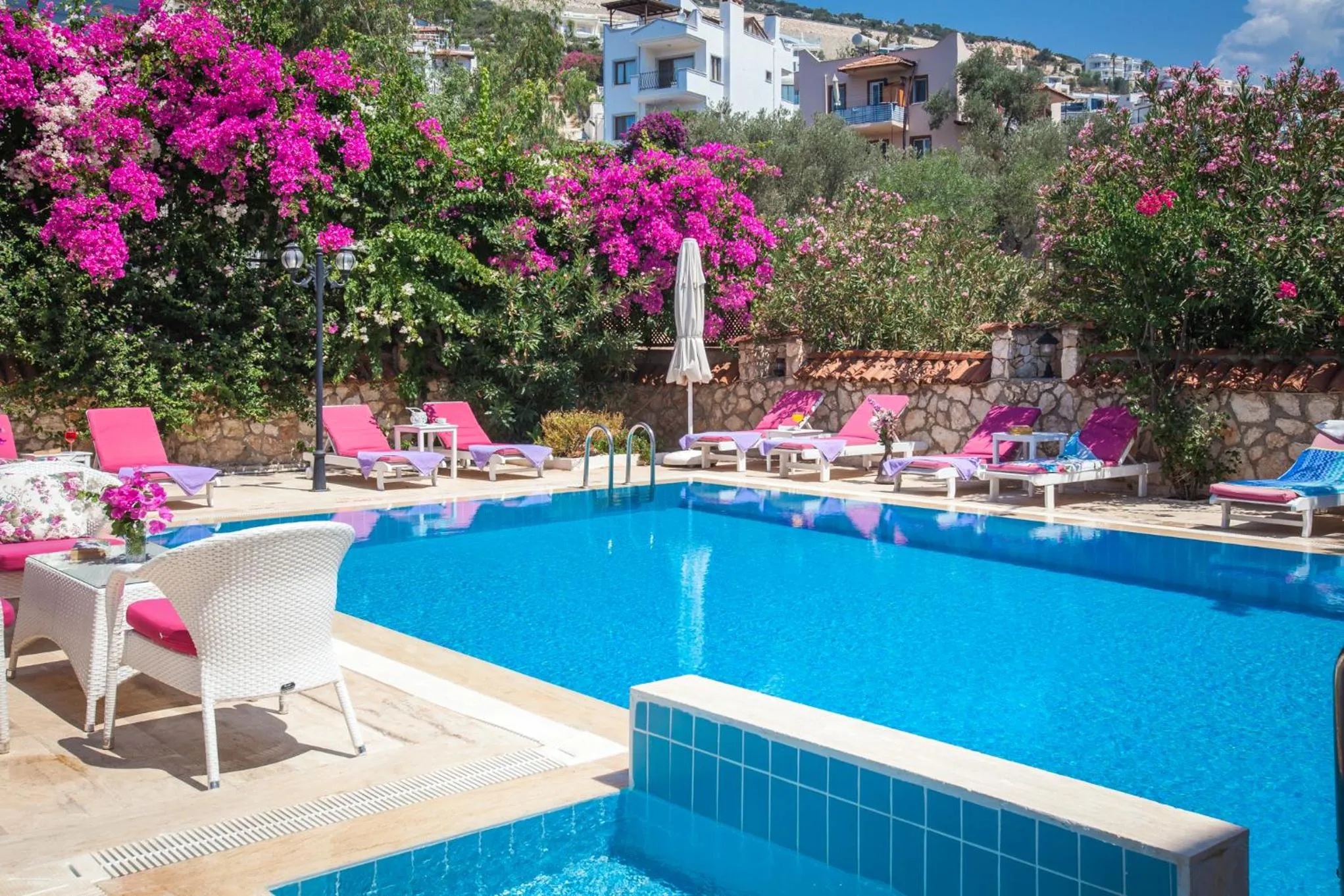 Papermoon Hotel & Apartments