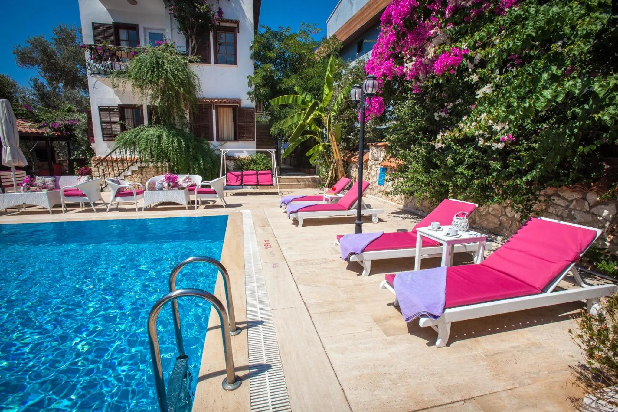 Papermoon Hotel & Apartments