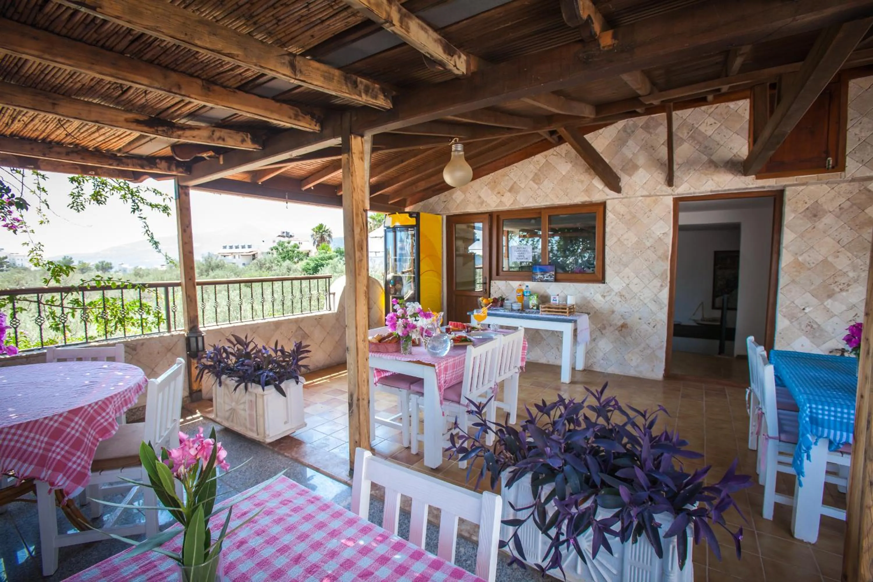 Papermoon Hotel & Apartments