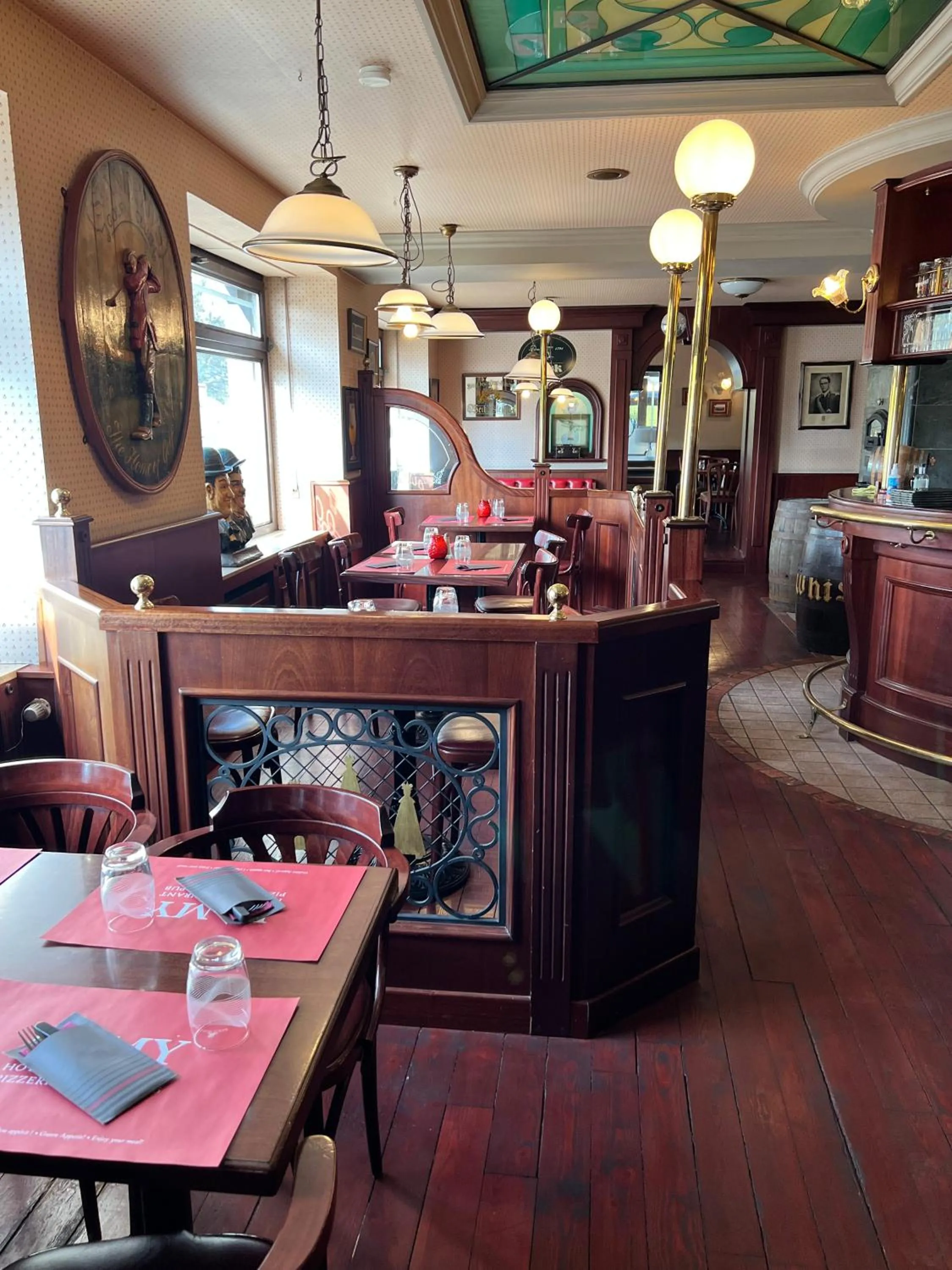 Restaurant/places to eat in Hôtel Restaurant Lamy