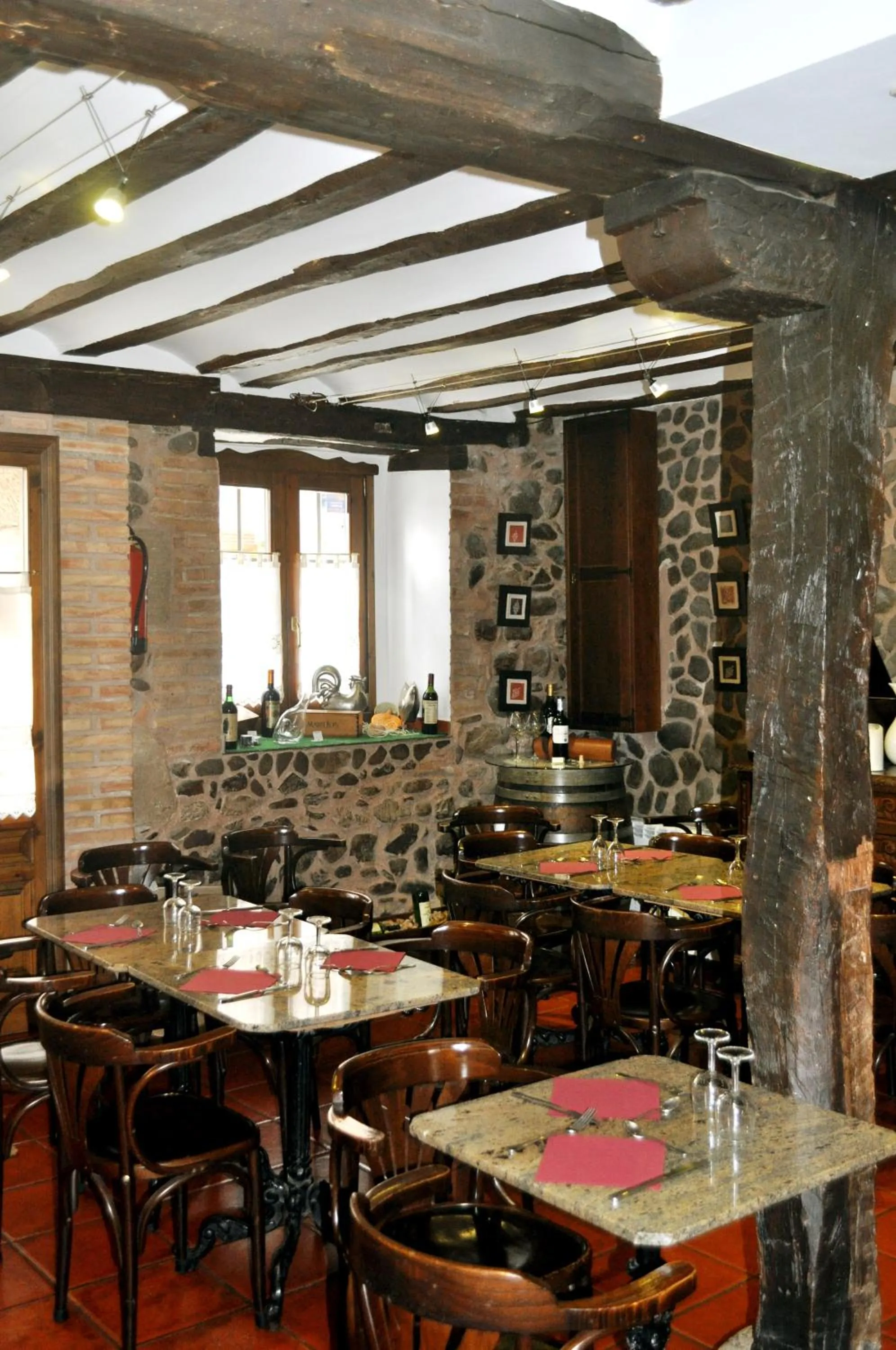 Restaurant/places to eat in El Molino de Floren