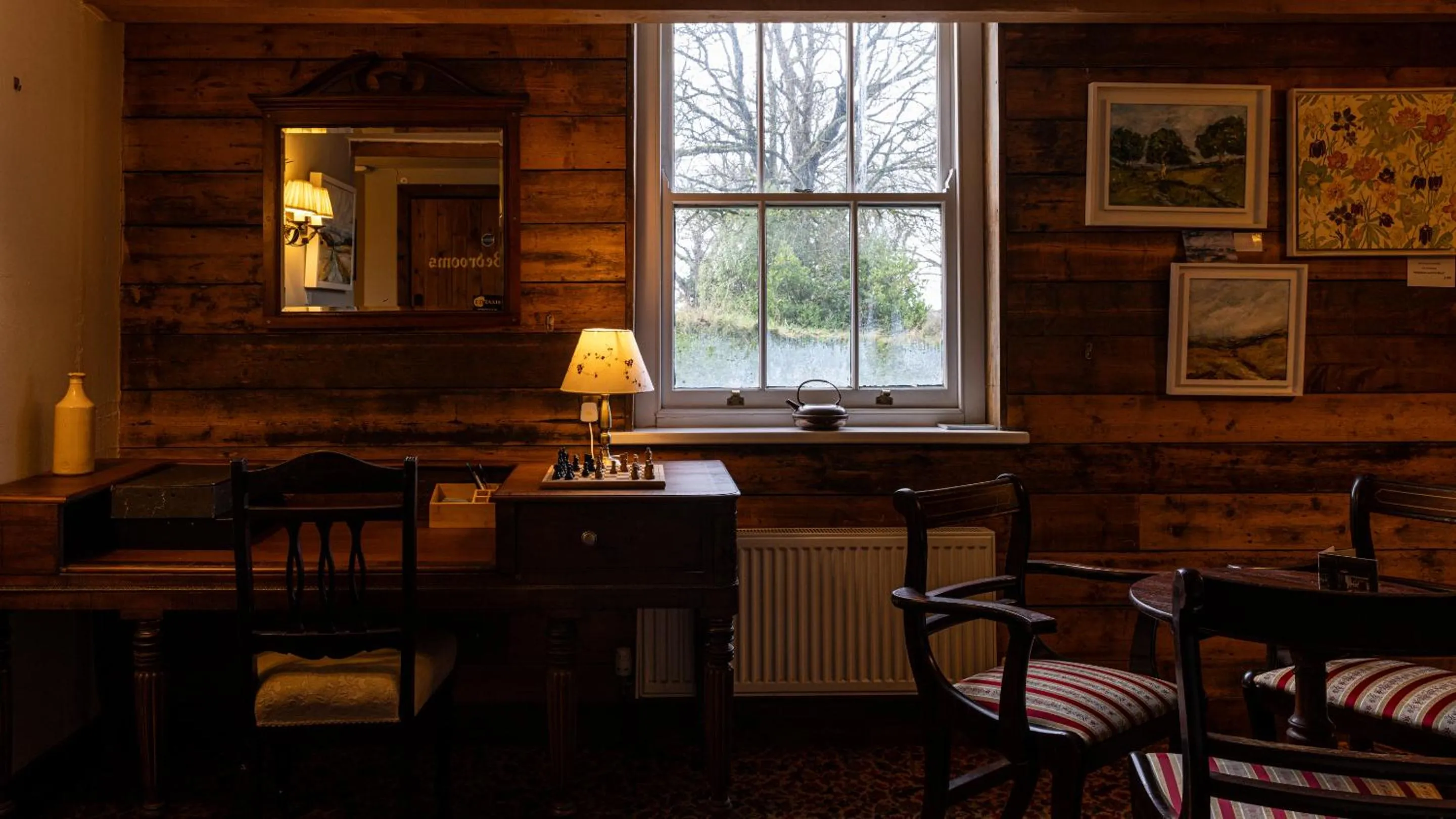 Lounge or bar in Blue Ball Inn