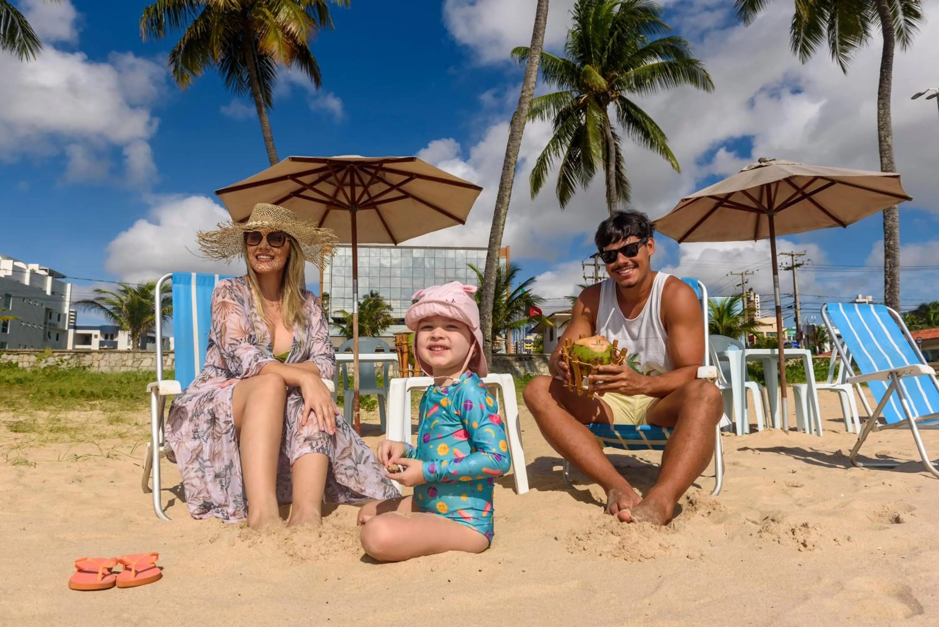 Beach in Hardman Praia Hotel