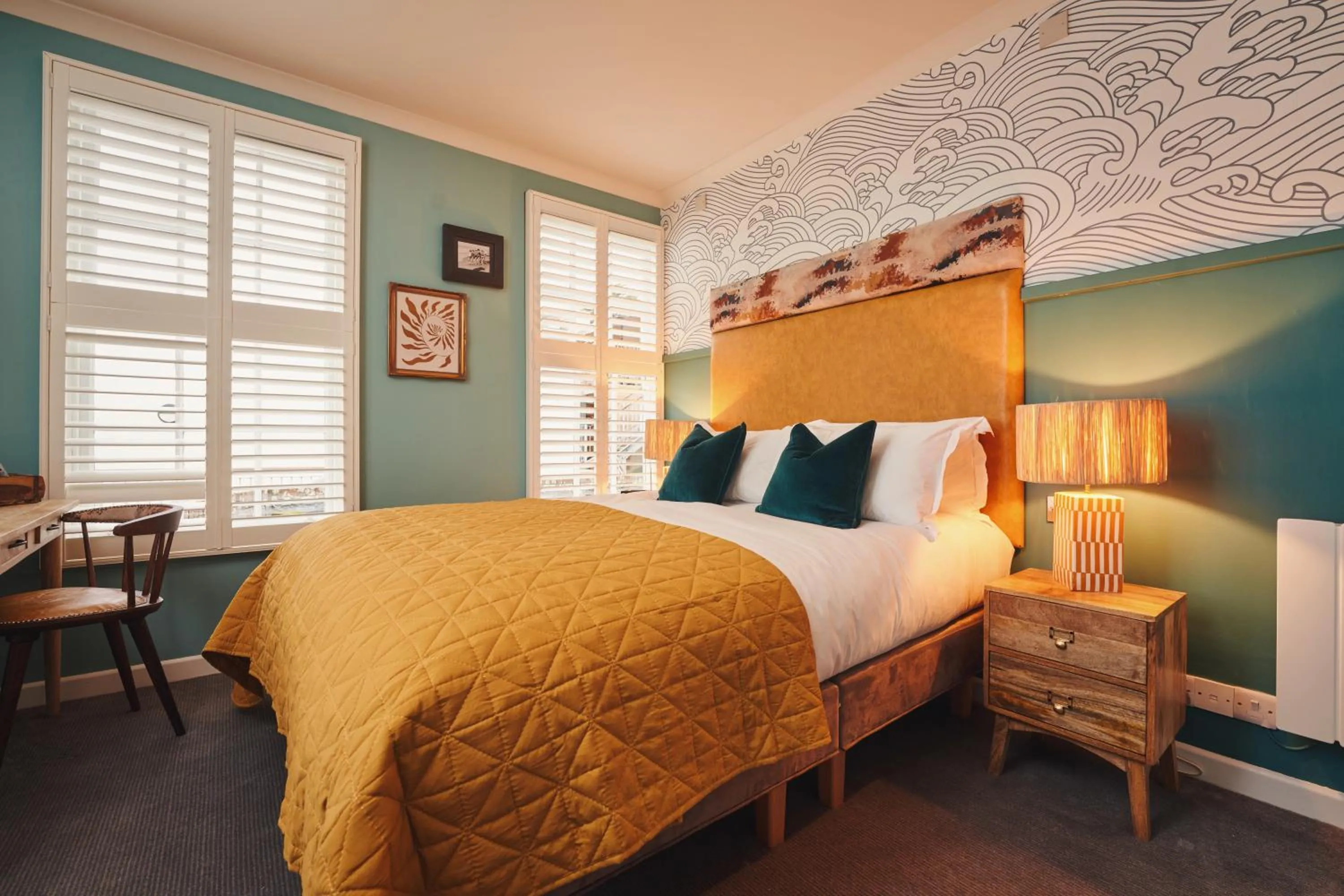 Photo of the whole room, Bed in The Old Success Inn