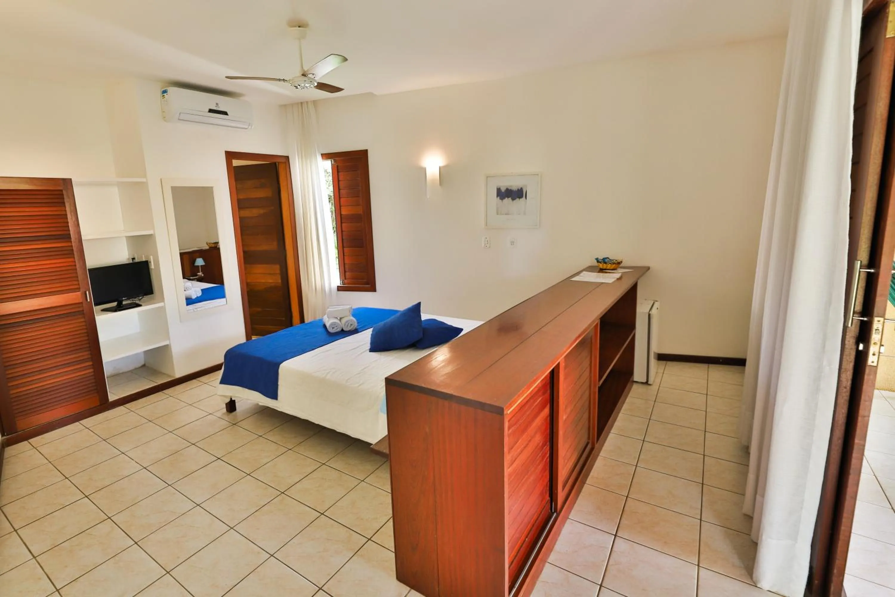 Photo of the whole room, Bed in Brasil Tropical Village