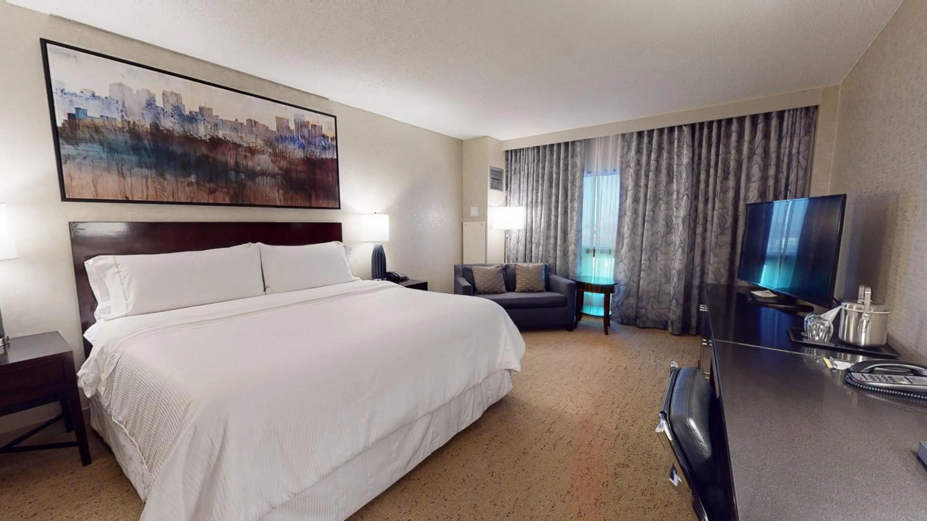 Bed in The Westin Southfield Detroit