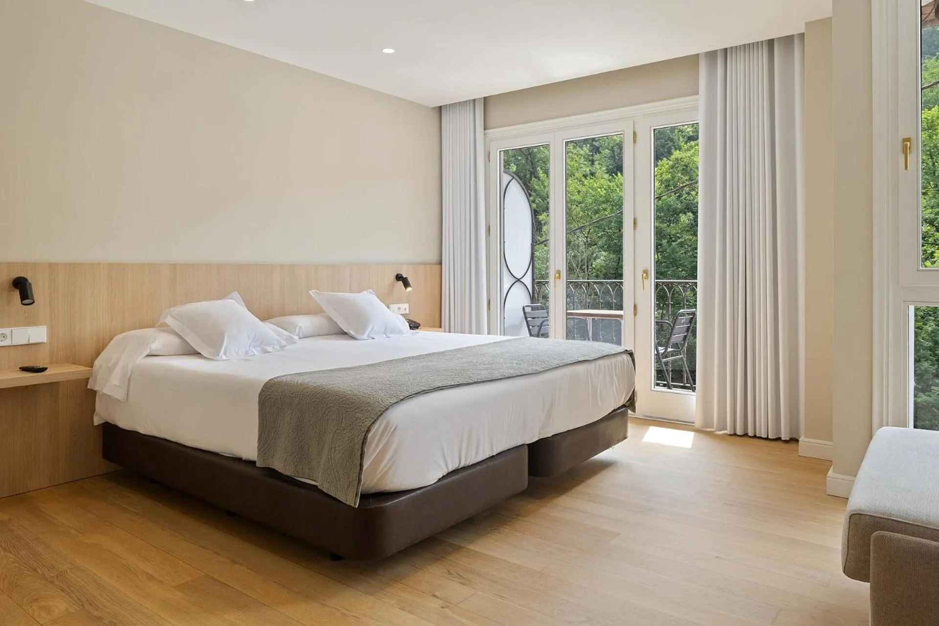 Bed in Hotel Venta de Etxalar