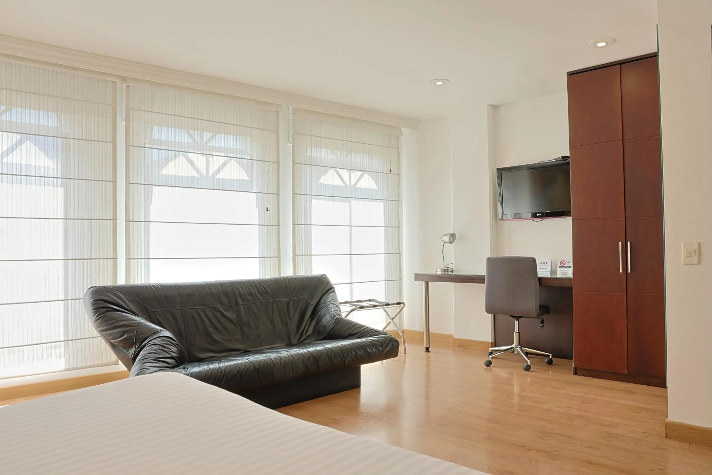 Seating area in Hotel Hill House Usaquén