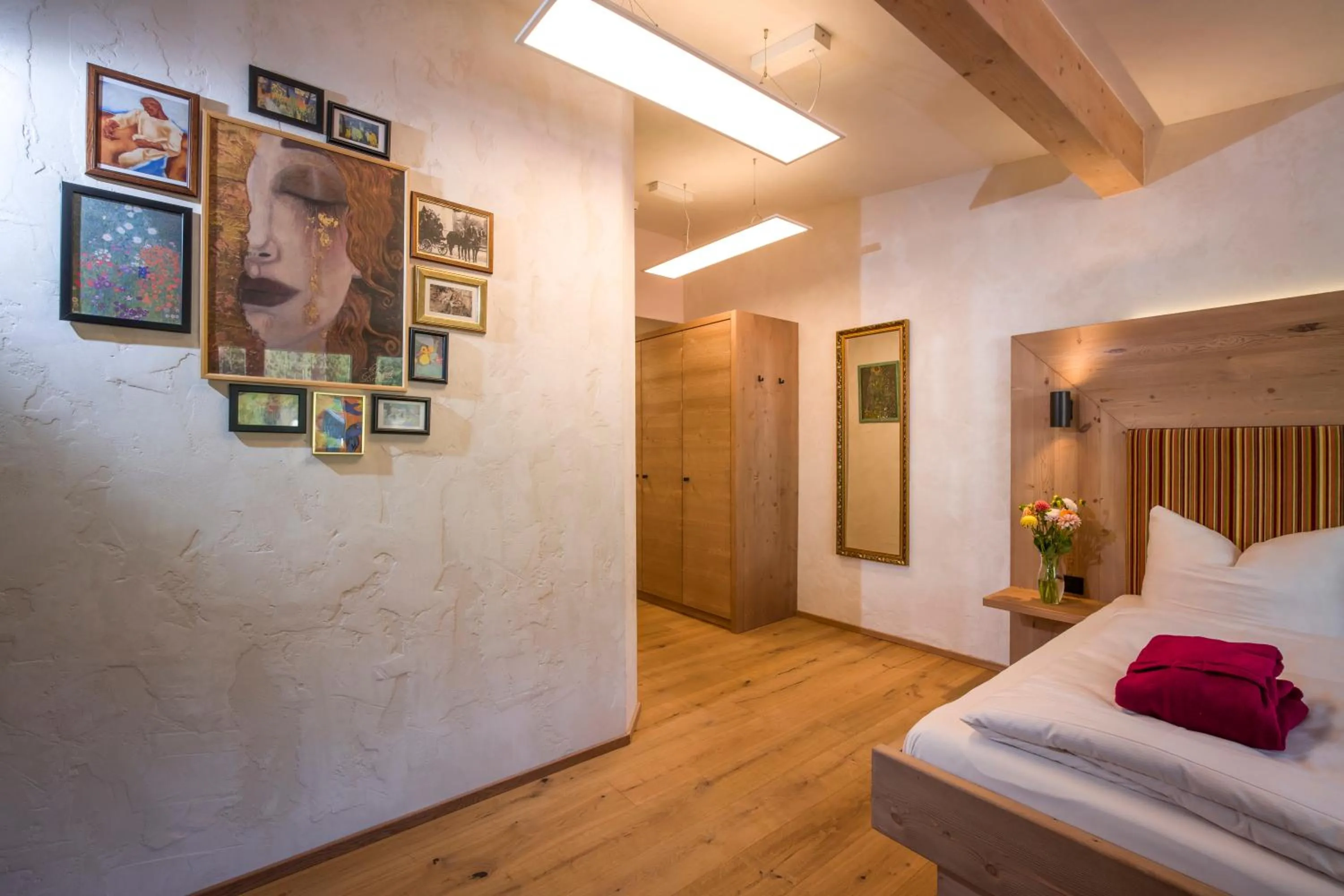 Bedroom, Bed in Hotel Keindl