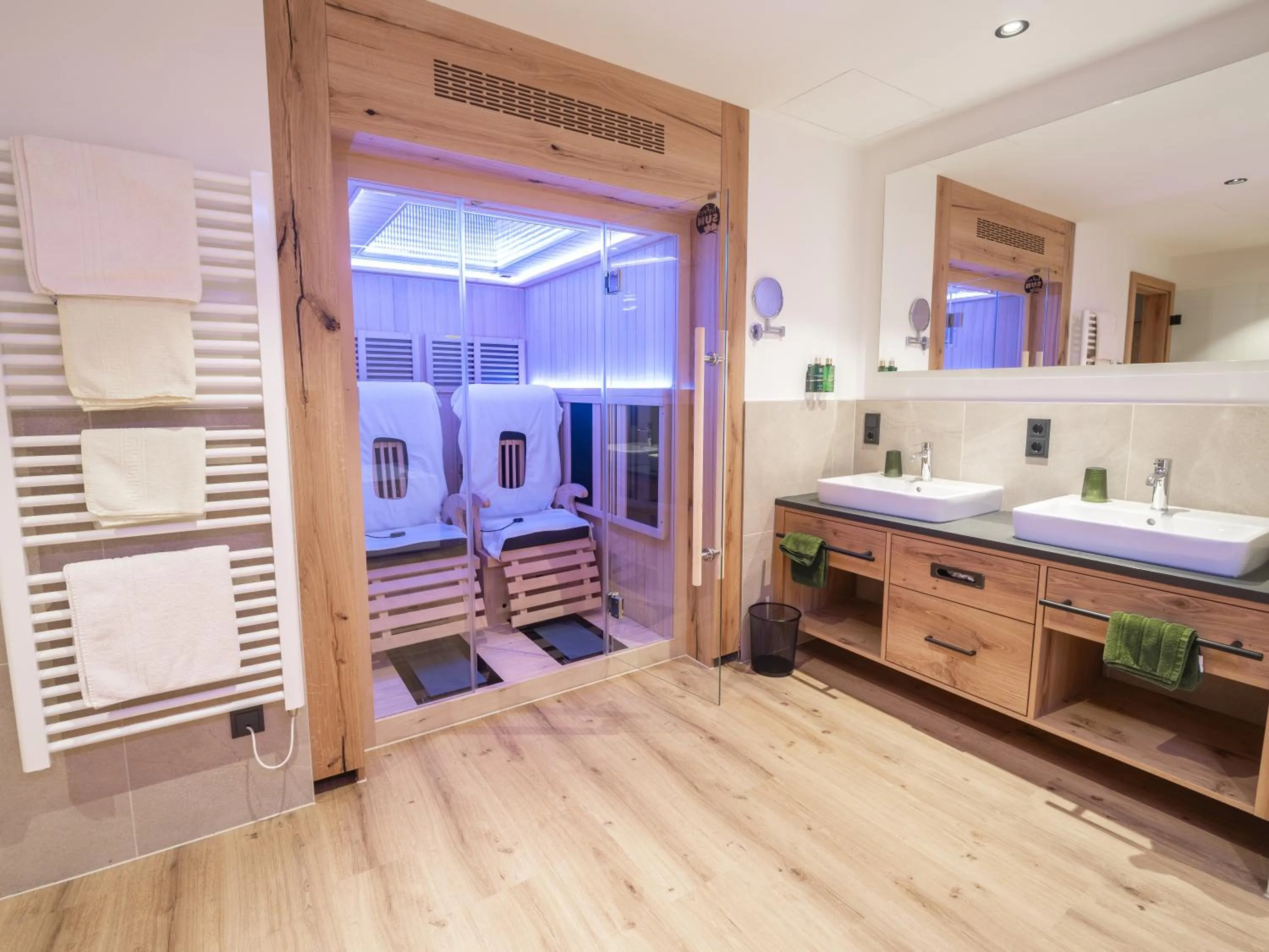 Bathroom in Hotel Keindl