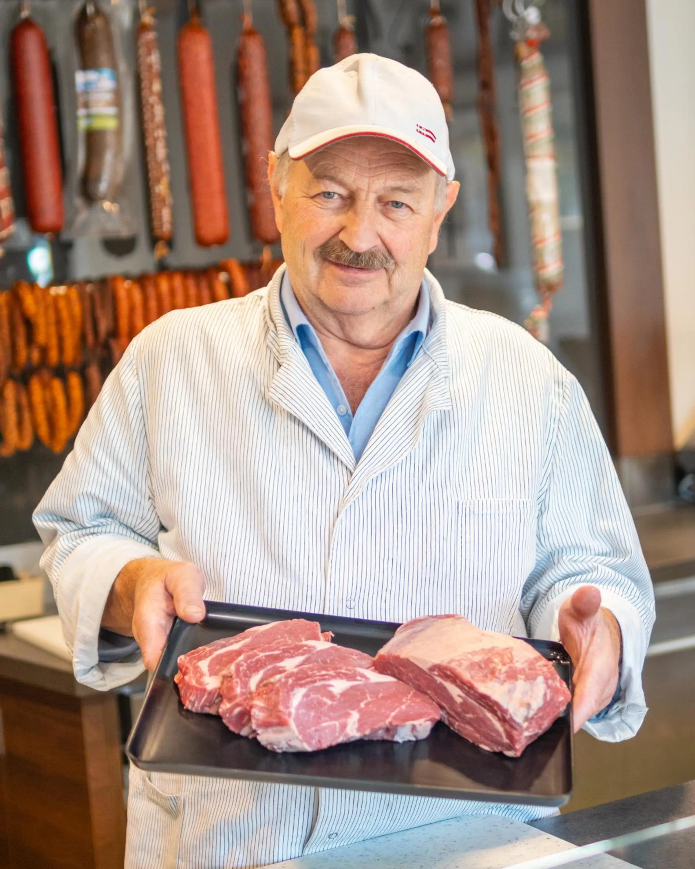 People in Hotel Keindl