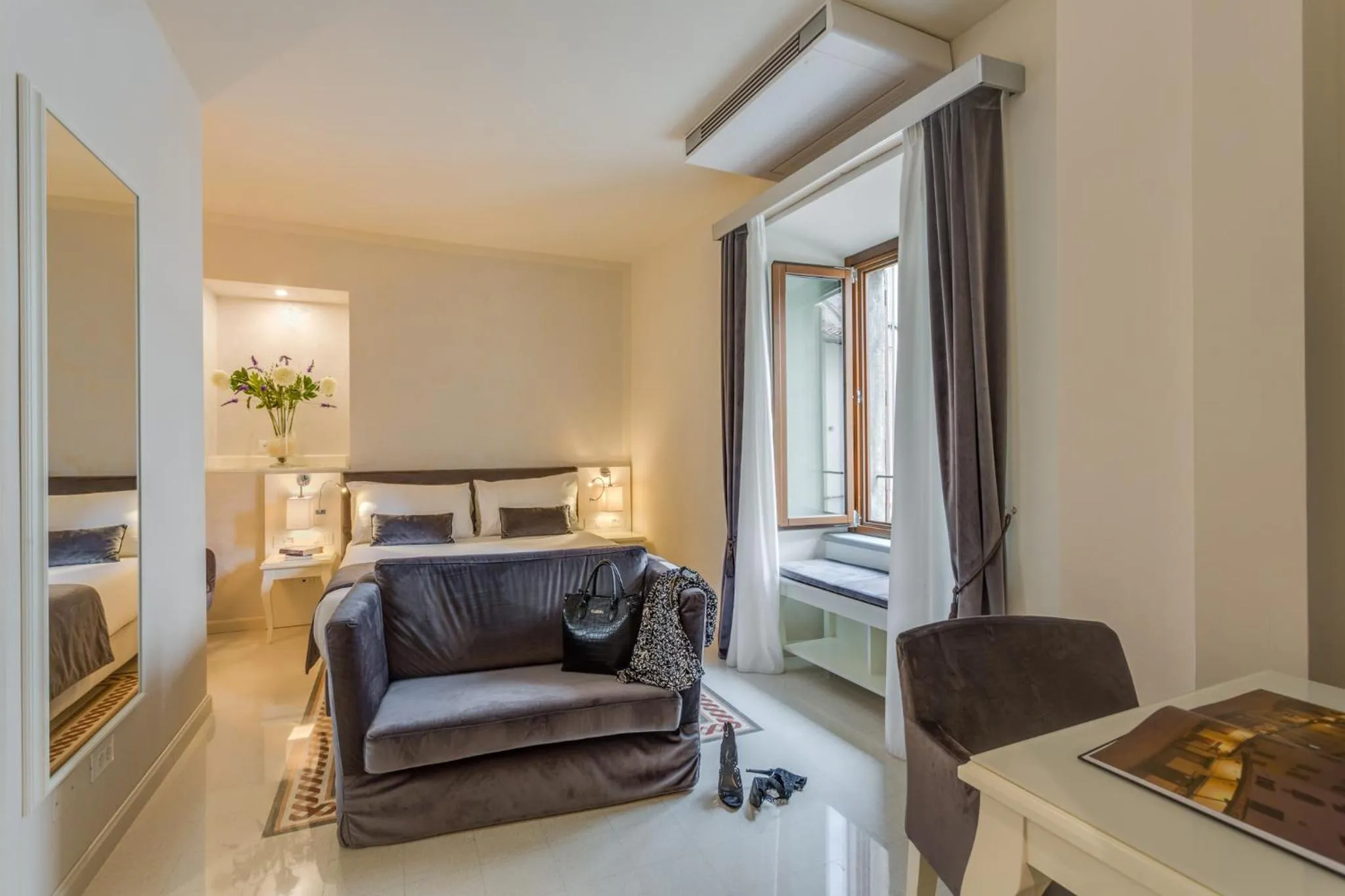 Living room, Bed in Battistero Residenza d'Epoca