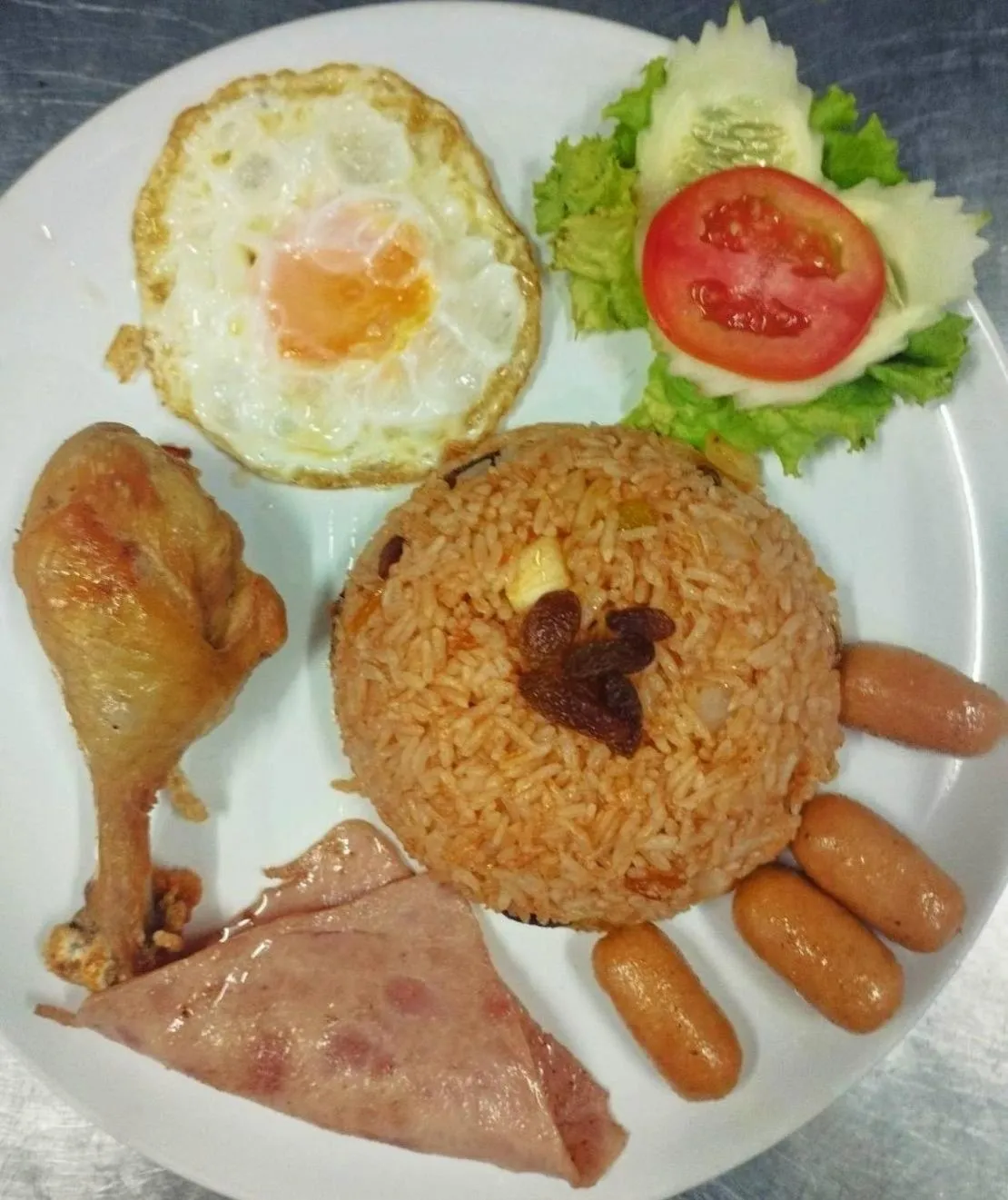 Restaurant/places to eat in Tara Lake