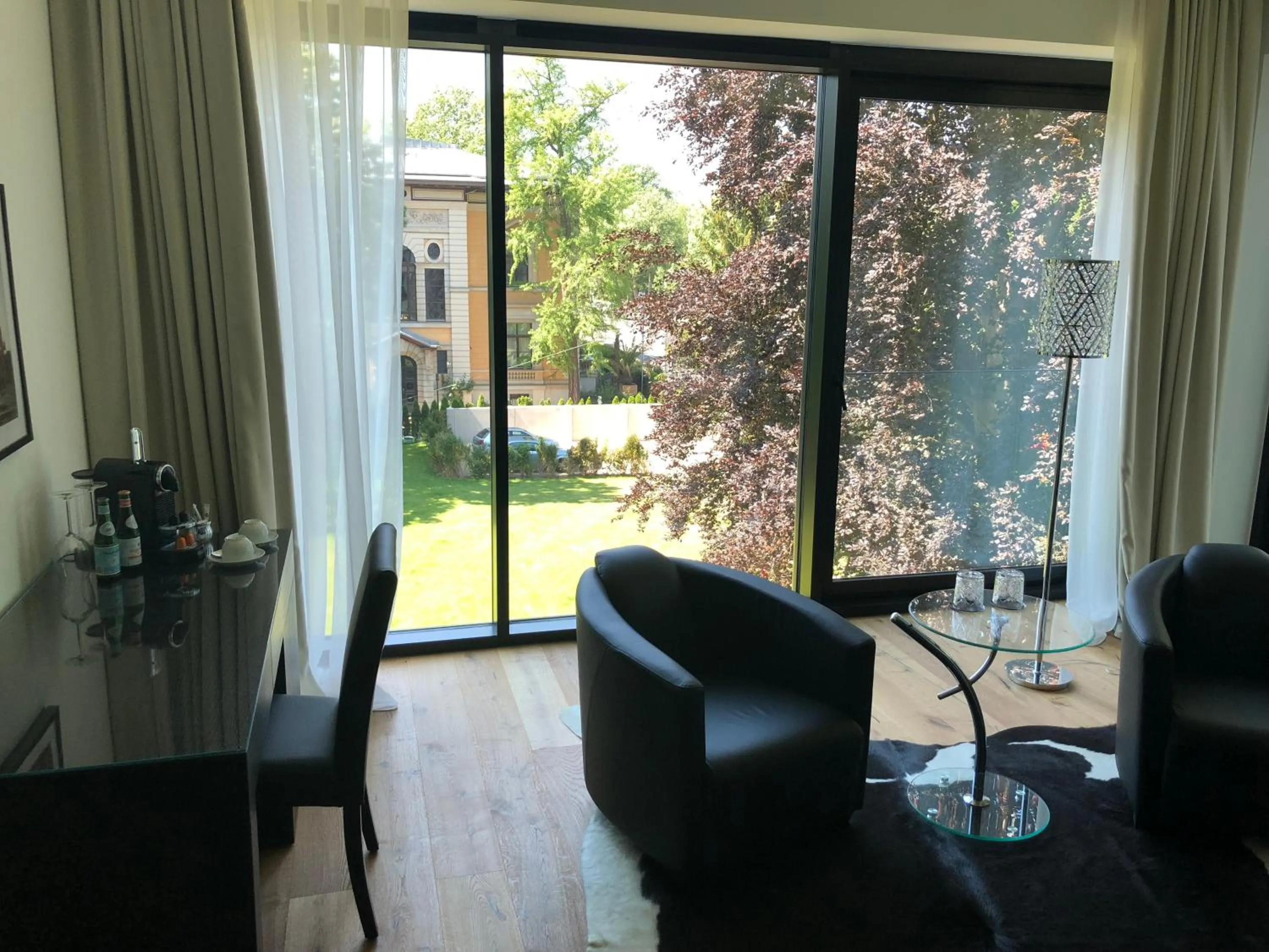 Garden view in Voss Villa