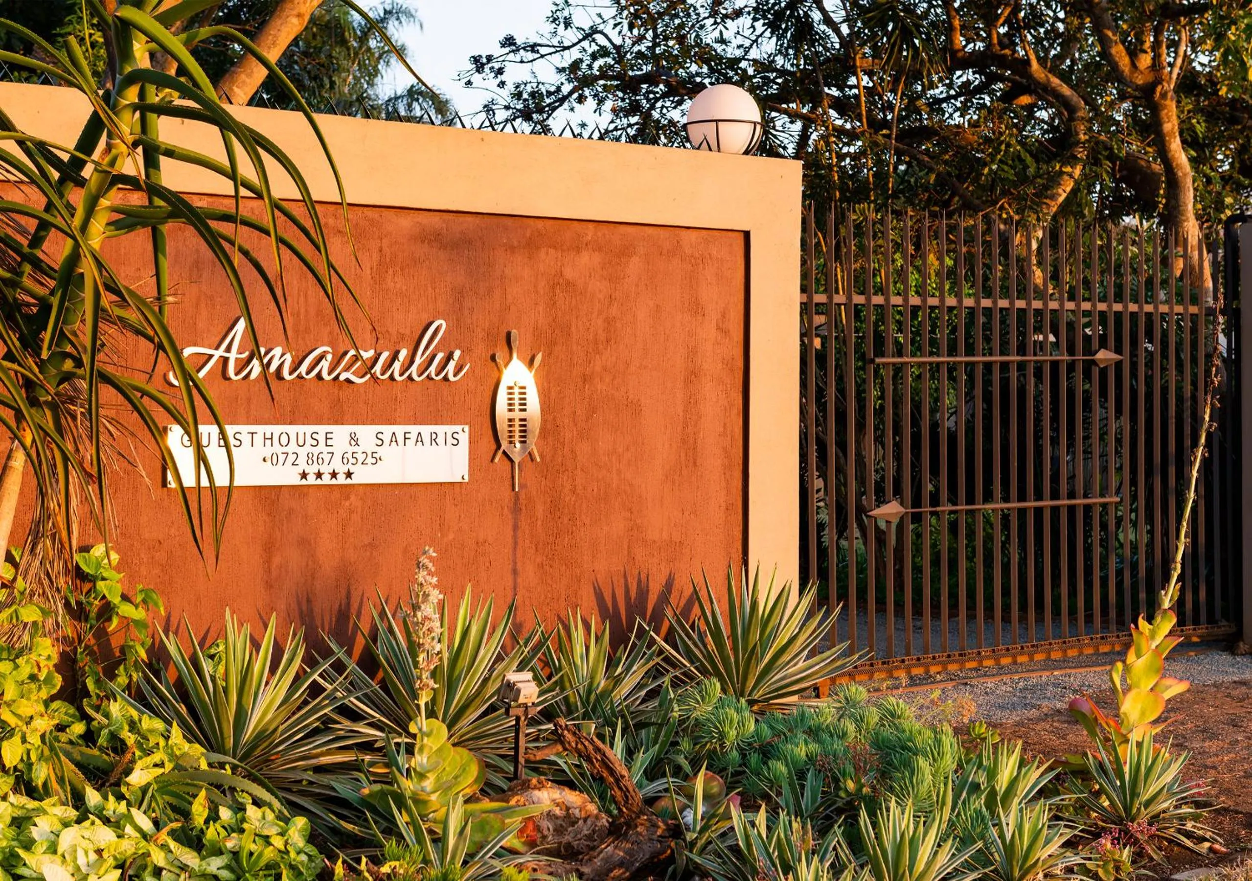 Facade/entrance in Ama Zulu Guesthouse & Safaris