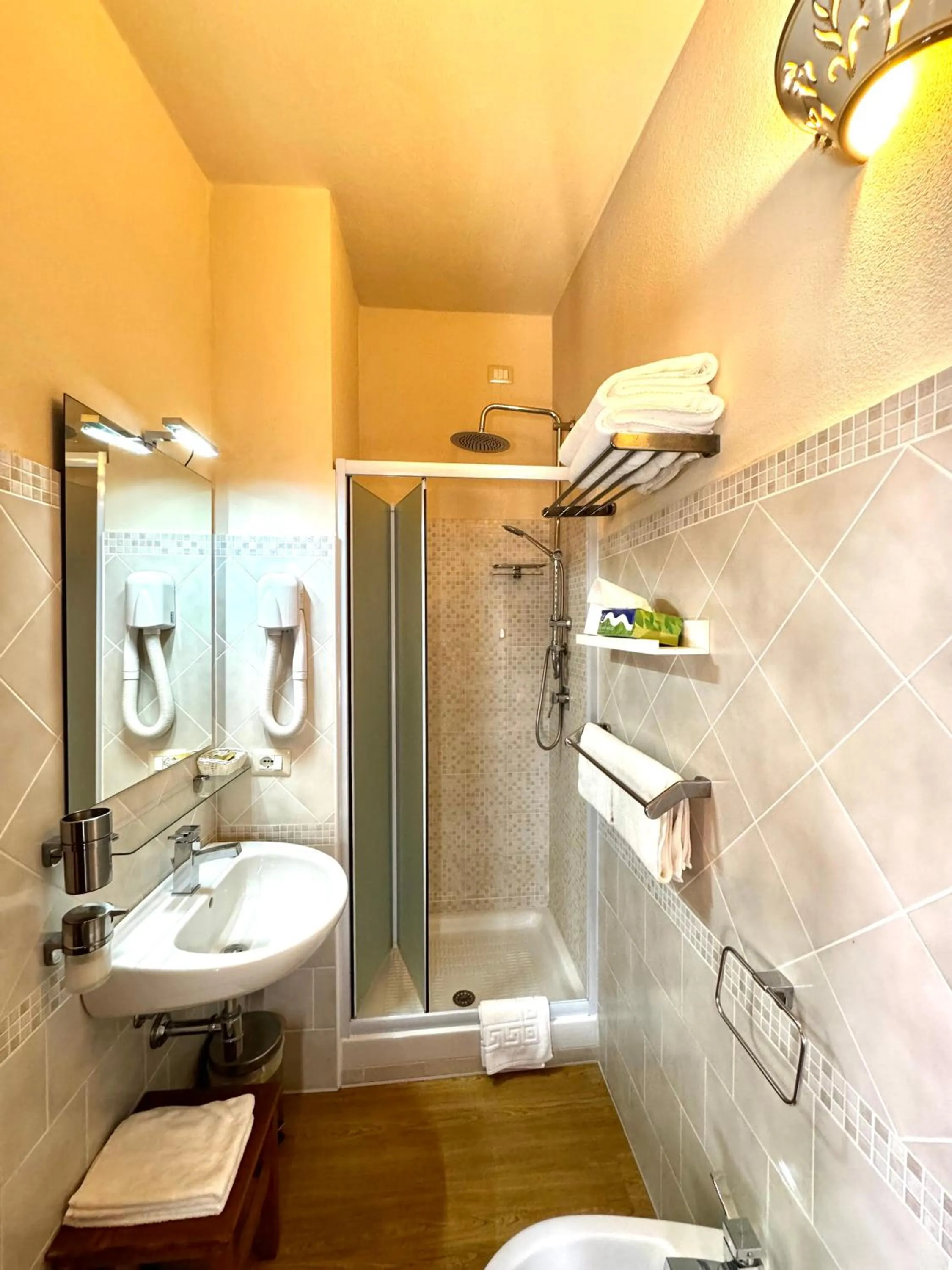 Shower in B&B Selvaggio Blu