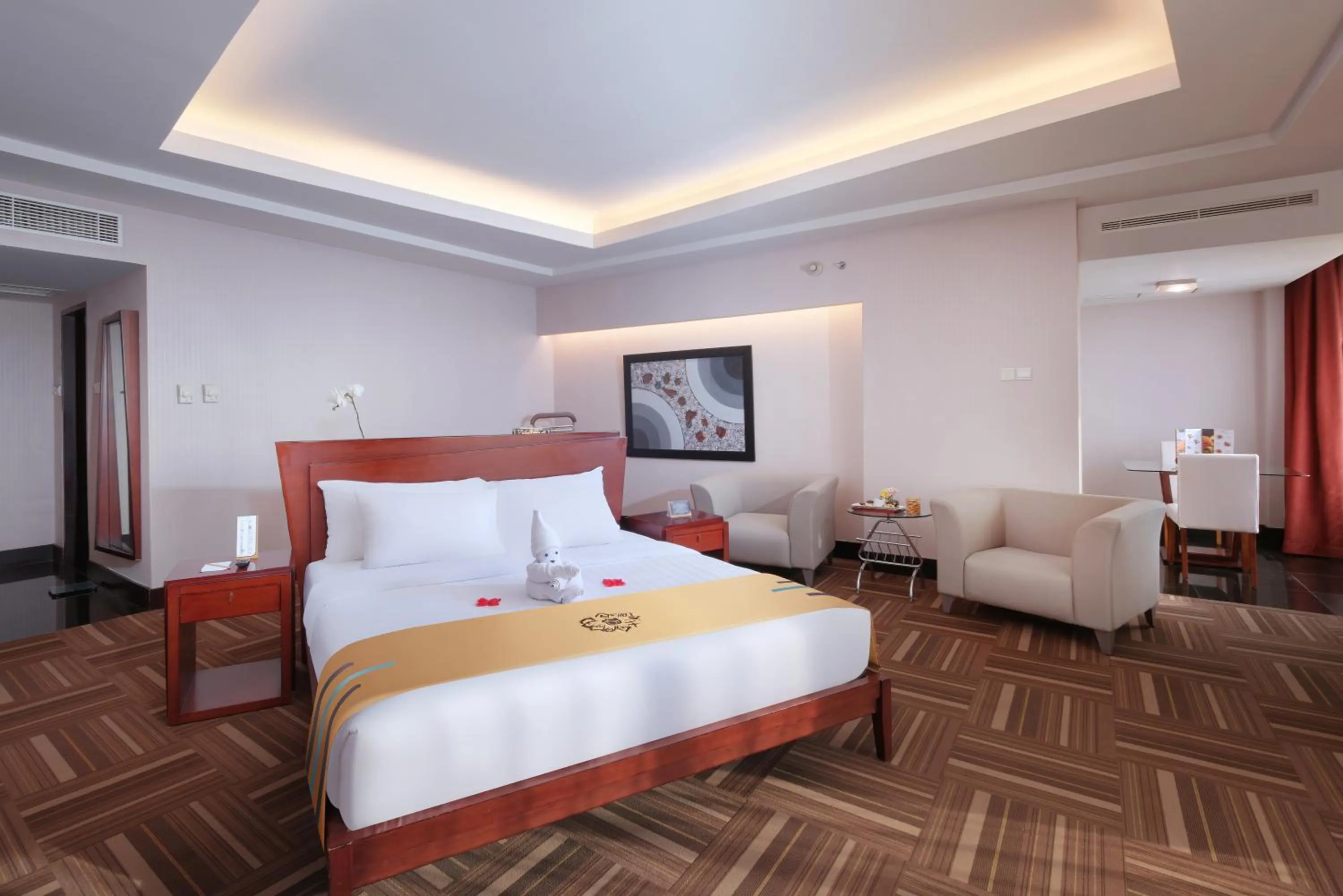 Bed in Merlynn Park Hotel