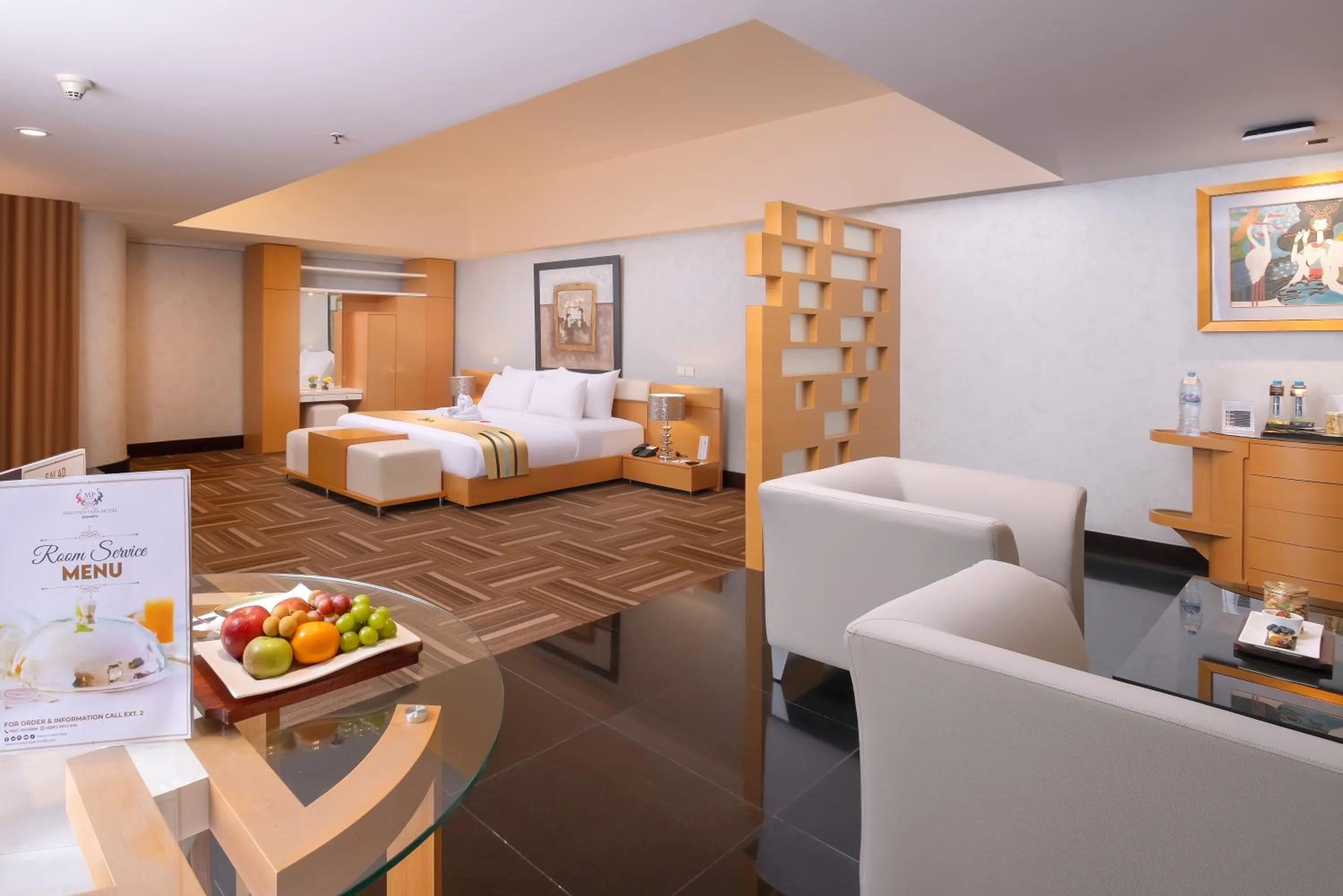 Bed in Merlynn Park Hotel