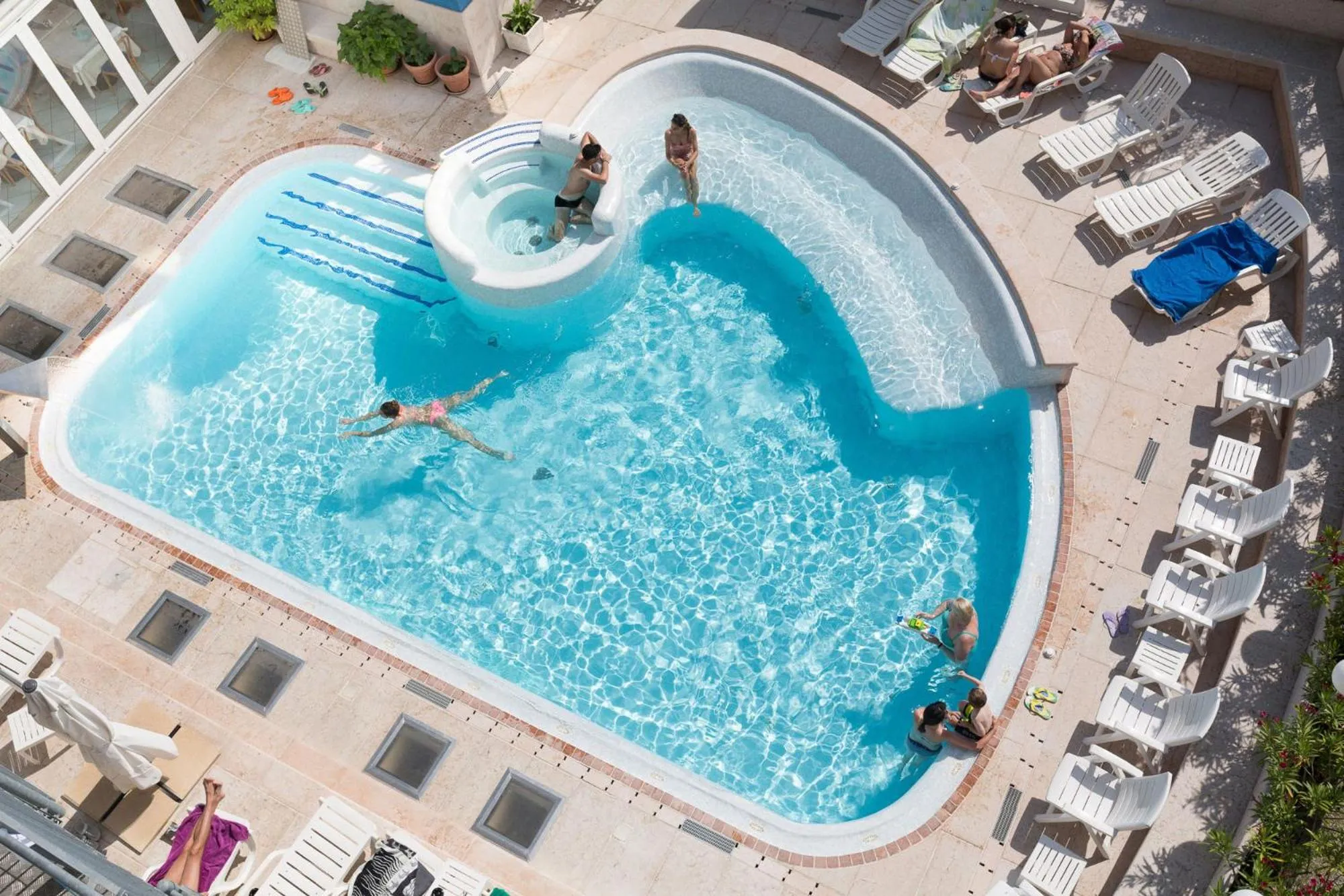 Pool view in Hotel Astro