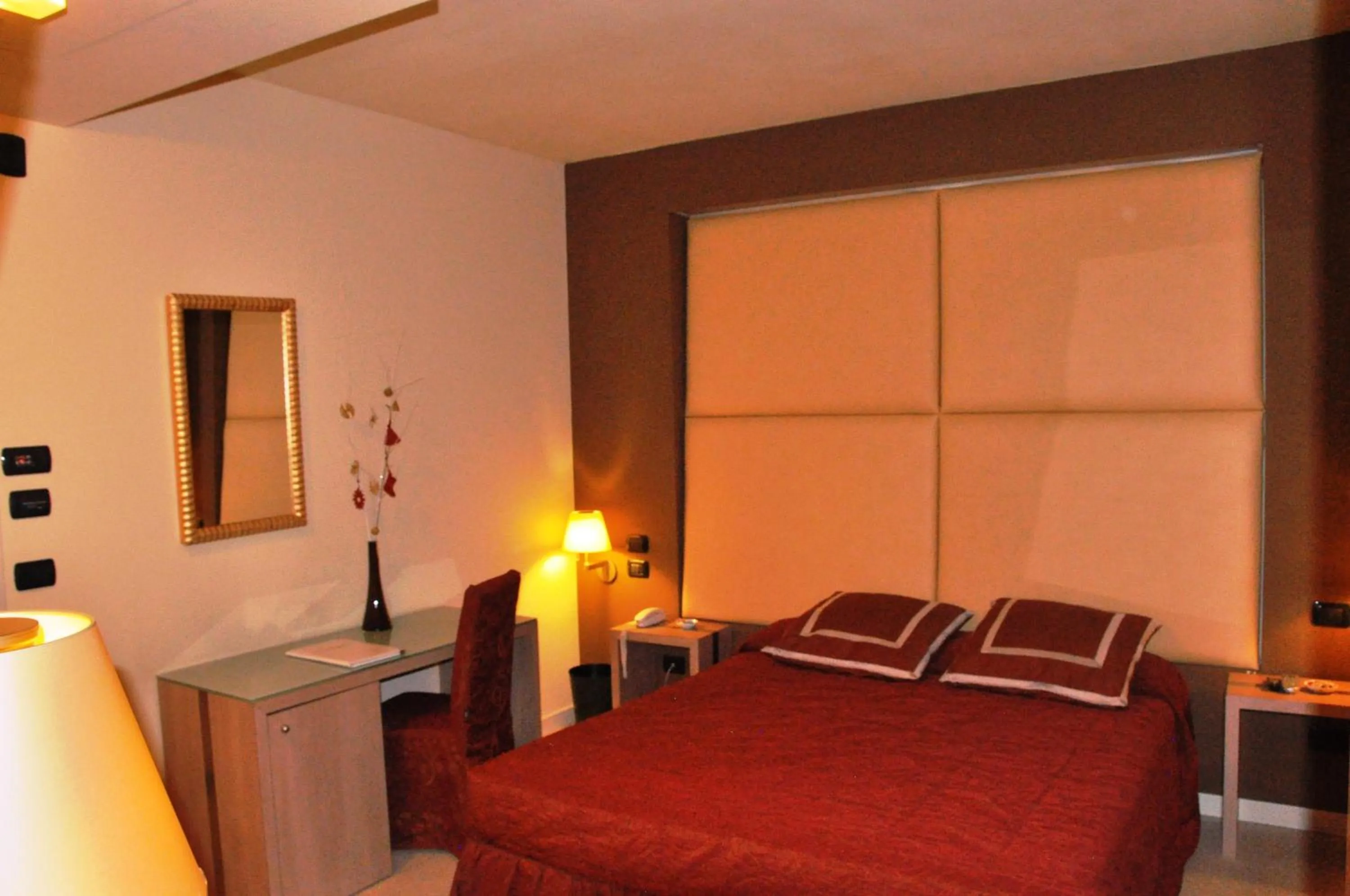 Bedroom, Bed in Relais Villa Annamaria Bed end Breakfast