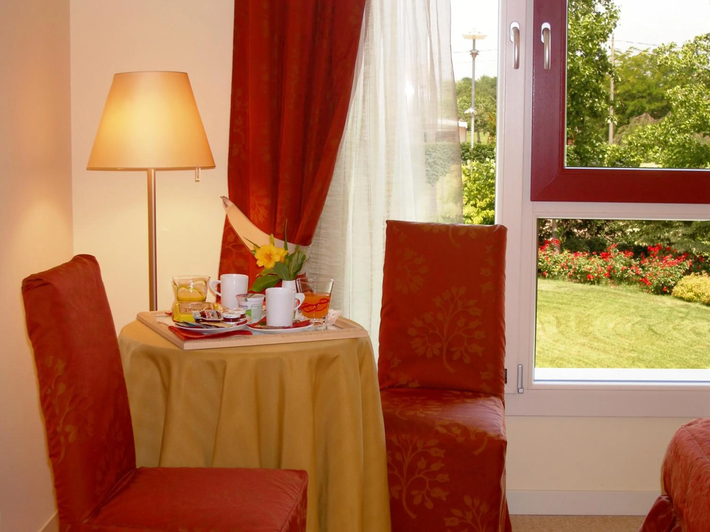 Garden view in Relais Villa Annamaria Bed end Breakfast