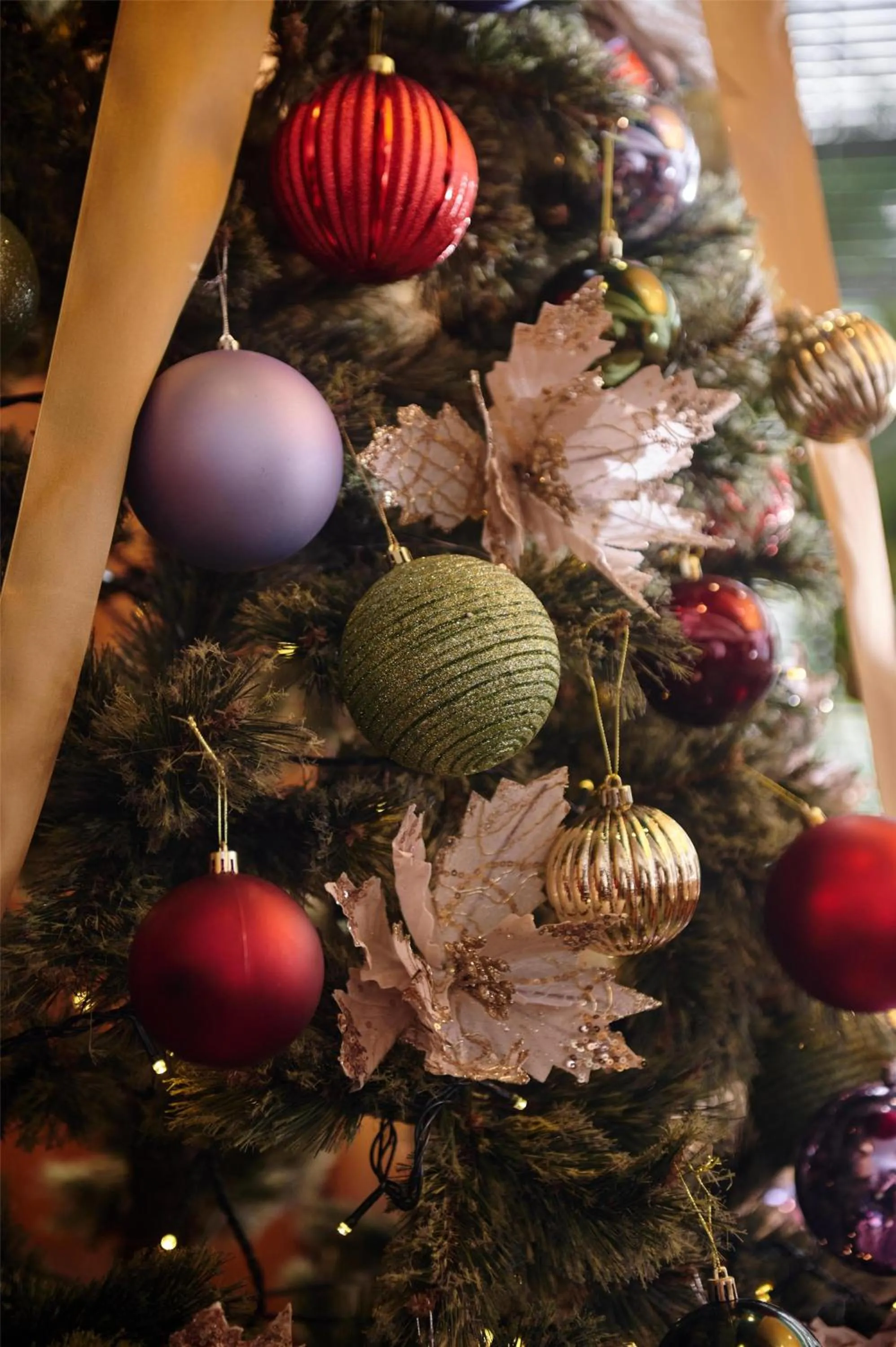 Dining area in Conrad Singapore Orchard