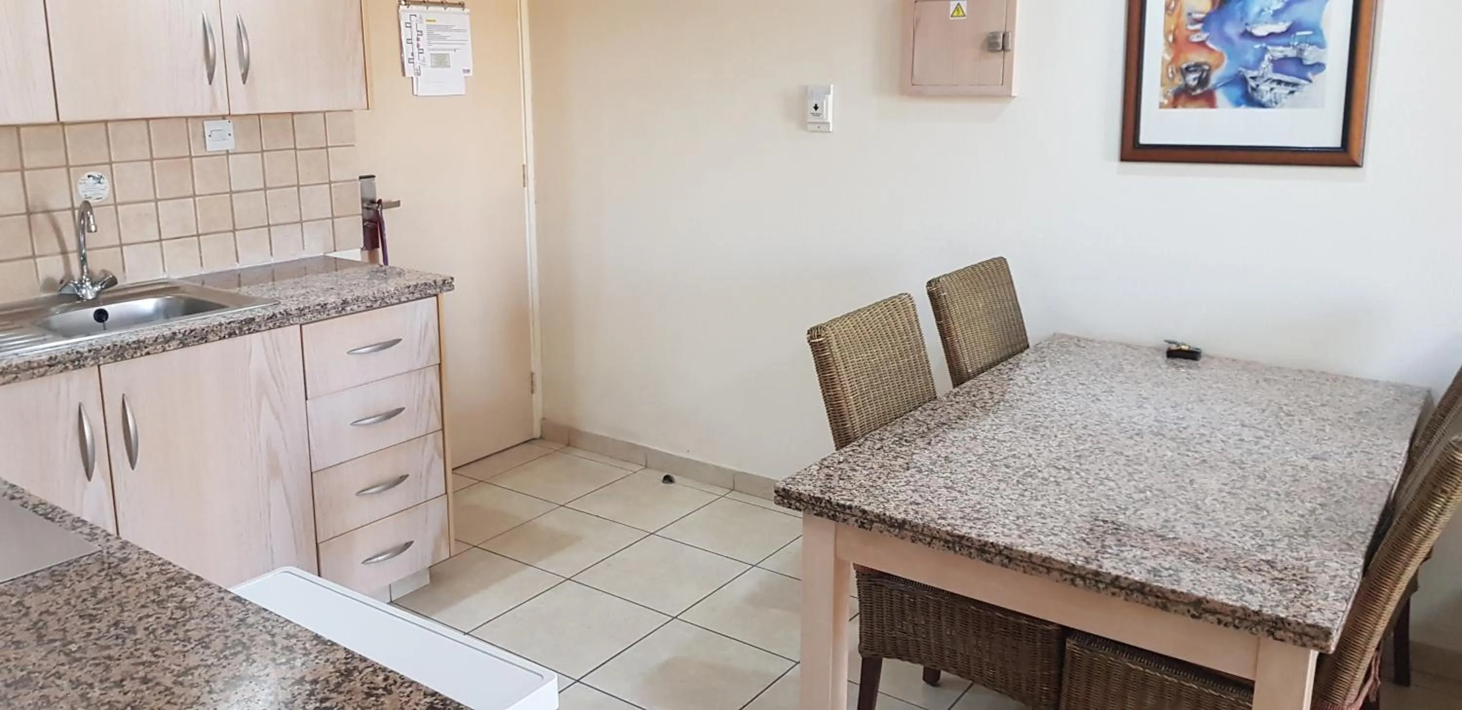 Dining area in Senator Hotel Apartments - Adults Only