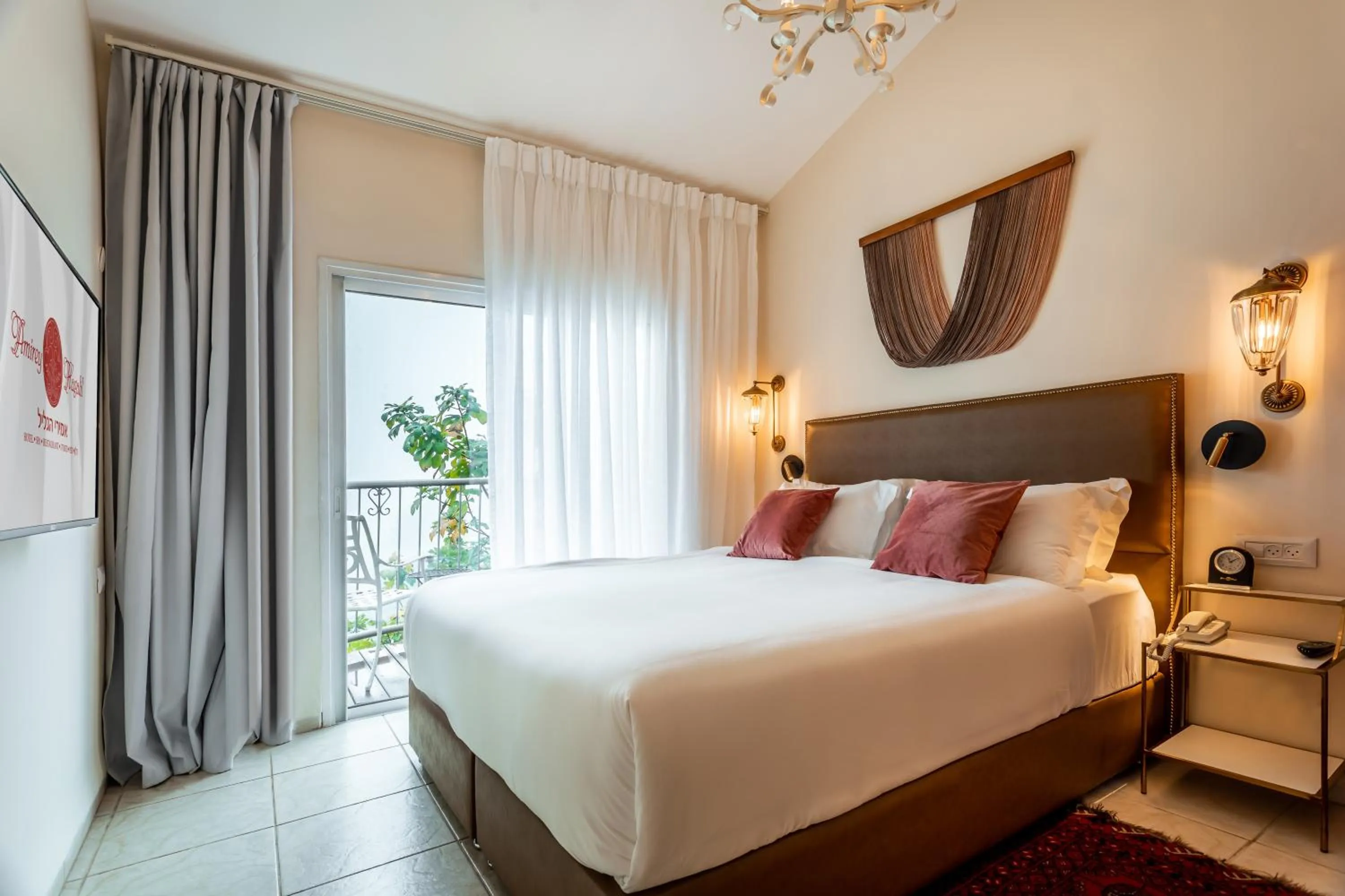 Bedroom, Bed in Amirey Hagalil Boutique Hotel