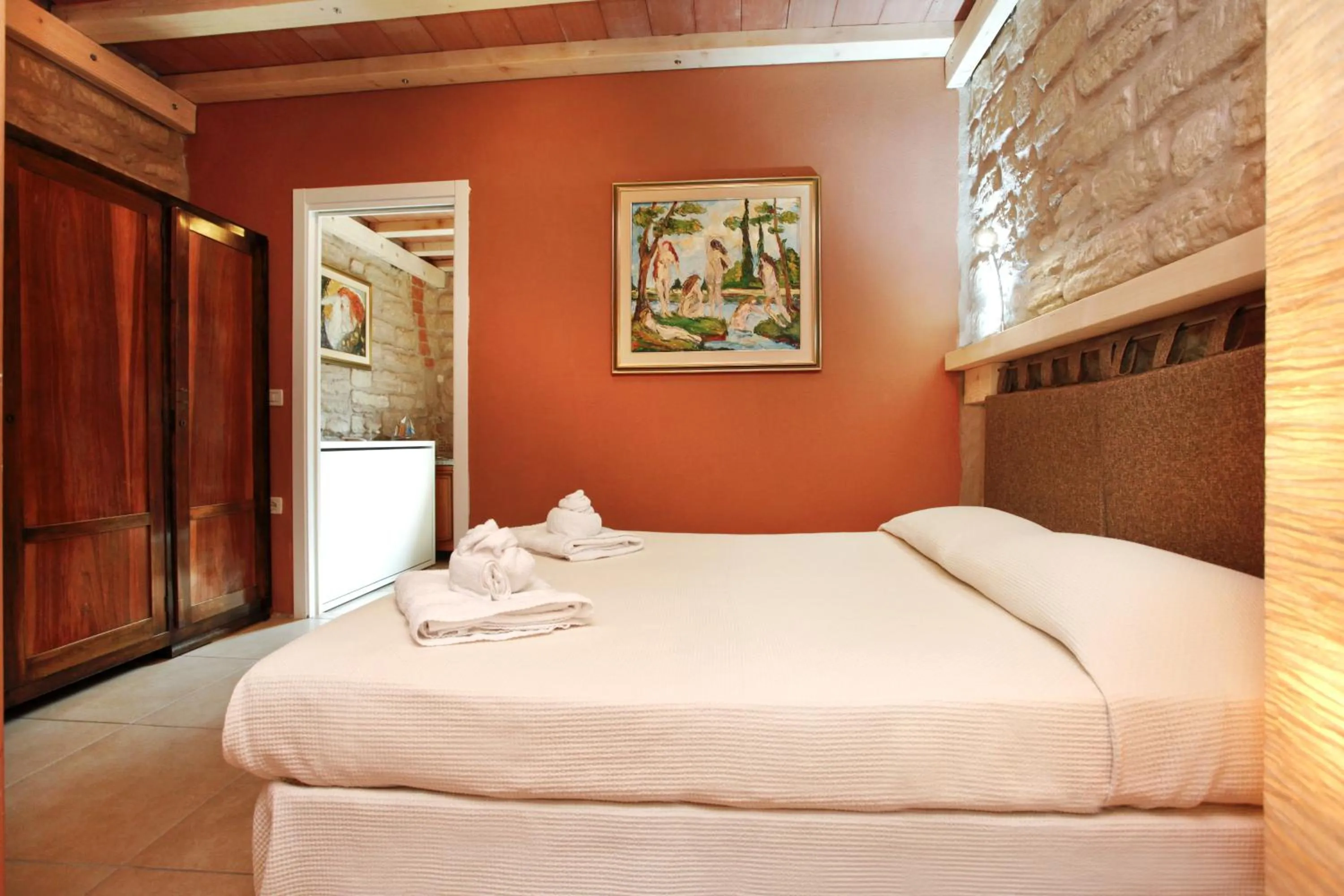 Bed in Albergo Garni Orchidea